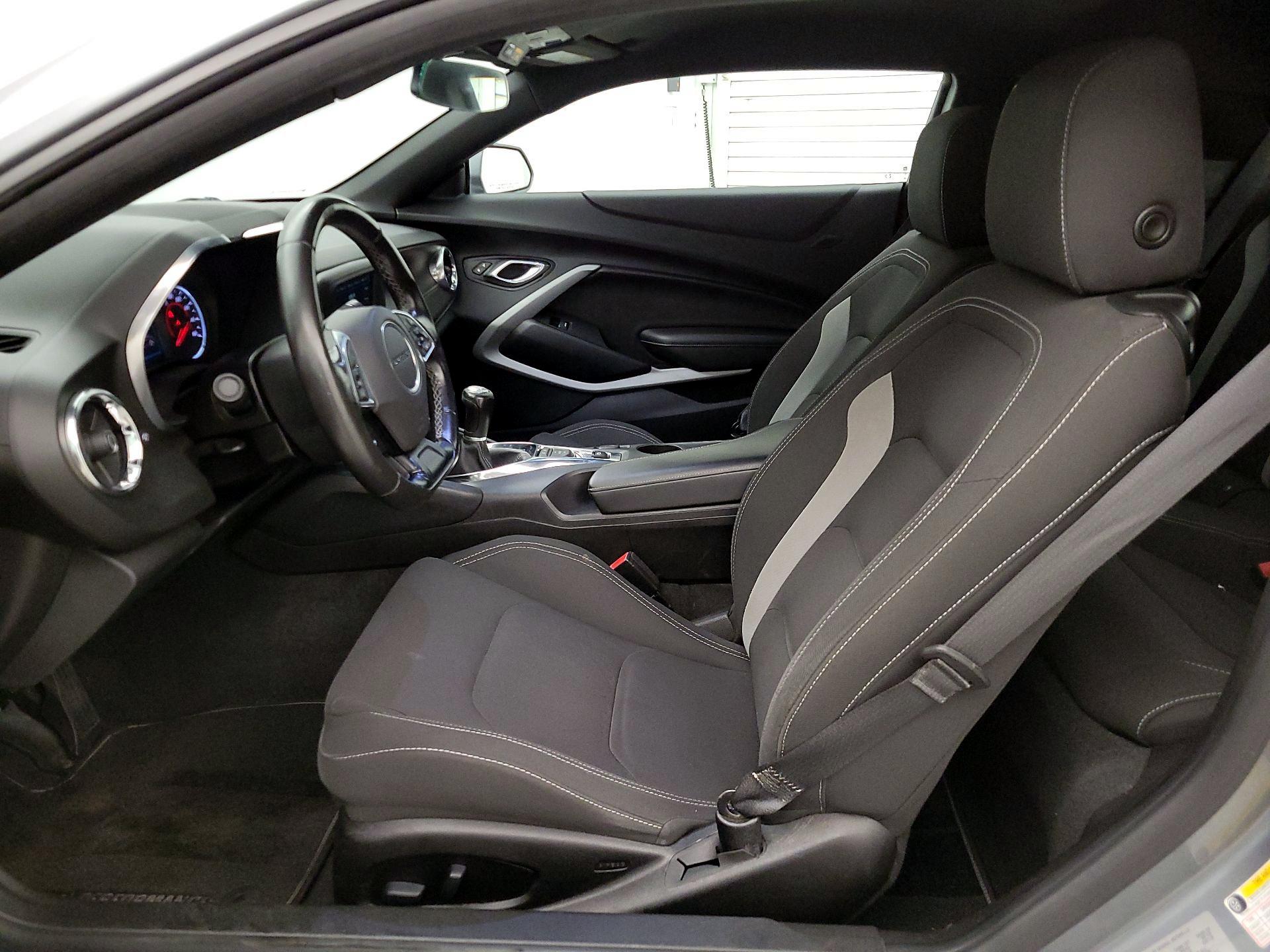 Thumbnail: 2019 Chevrolet Camaro - 11