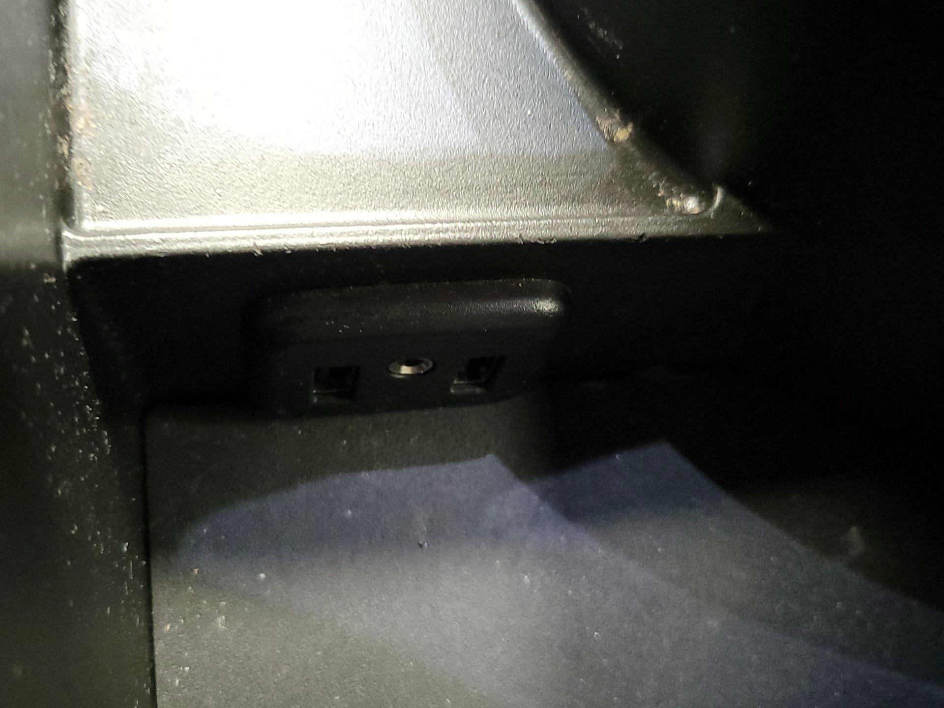 Thumbnail: 2019 Chevrolet Camaro - 18