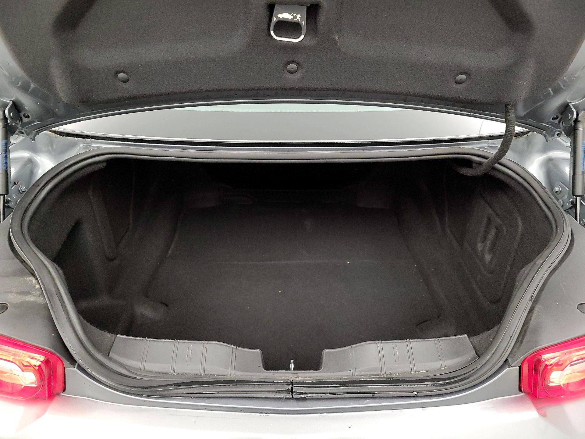 Thumbnail: 2019 Chevrolet Camaro - 20