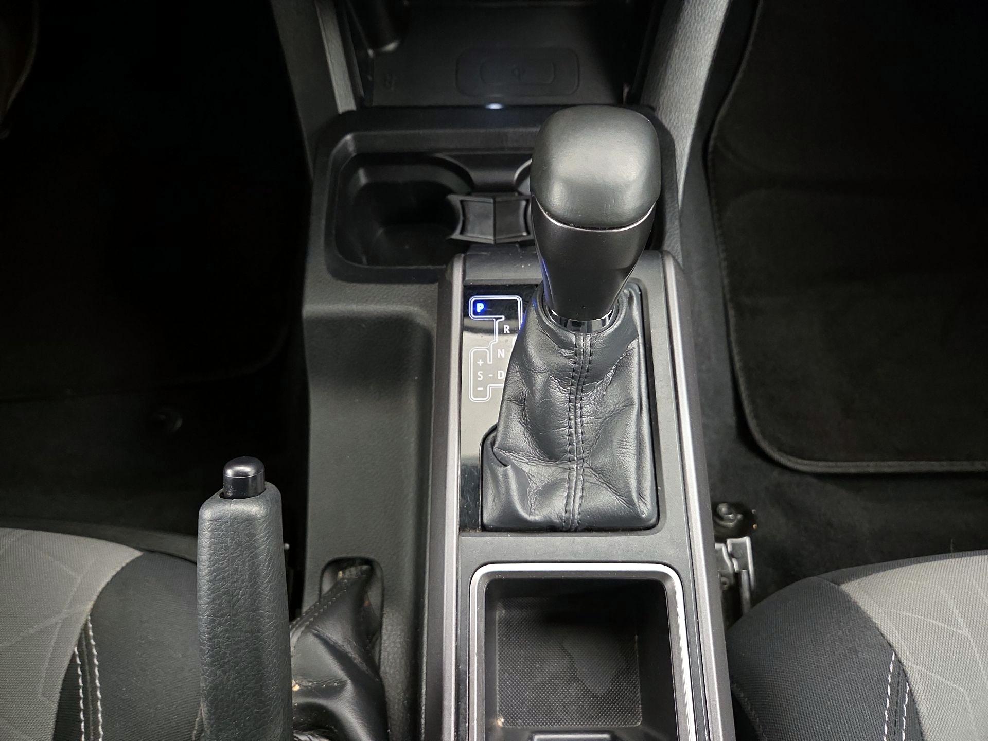 Thumbnail: 2021 Toyota Tacoma - 17