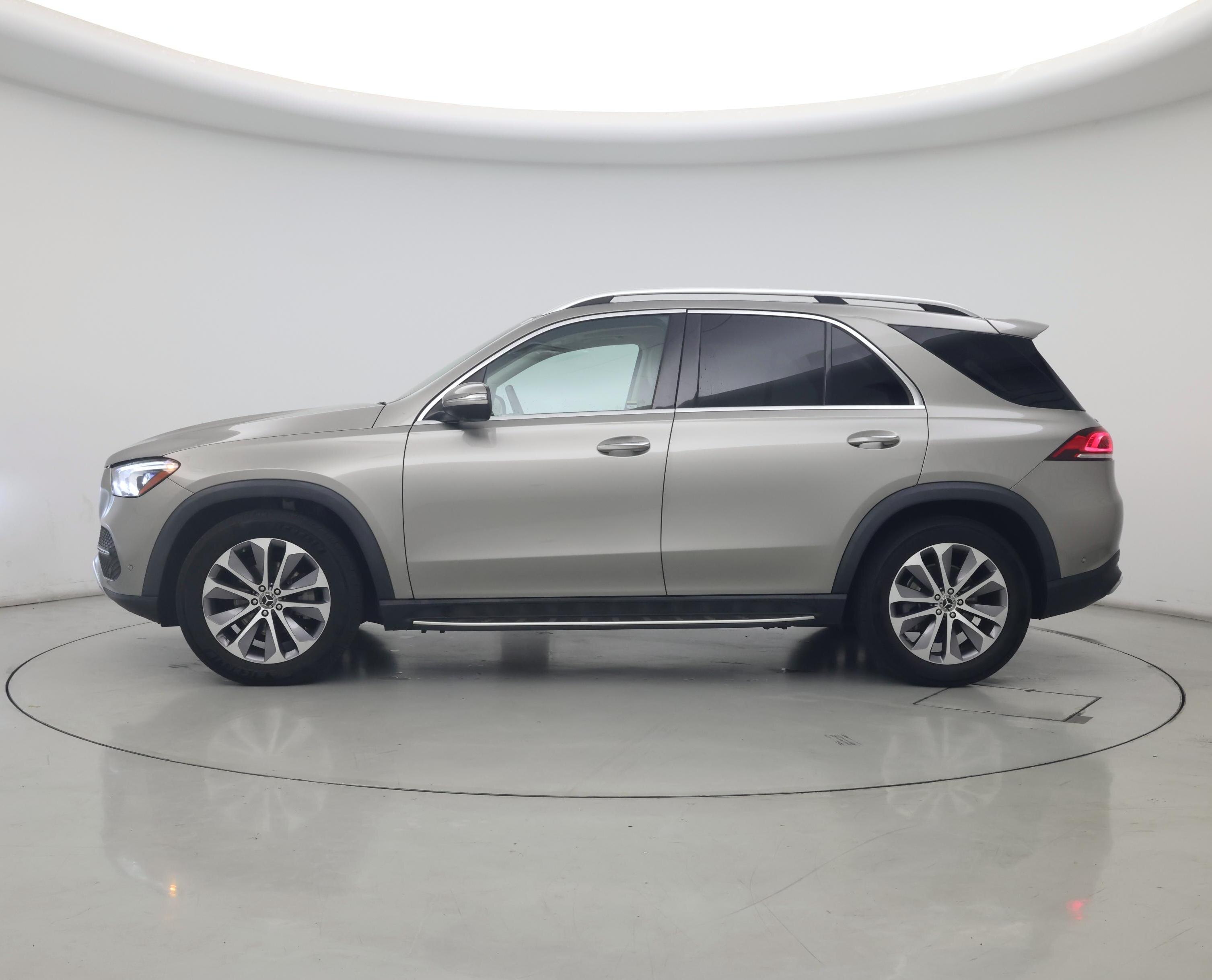 Thumbnail: 2021 Mercedes-Benz GLE - 3