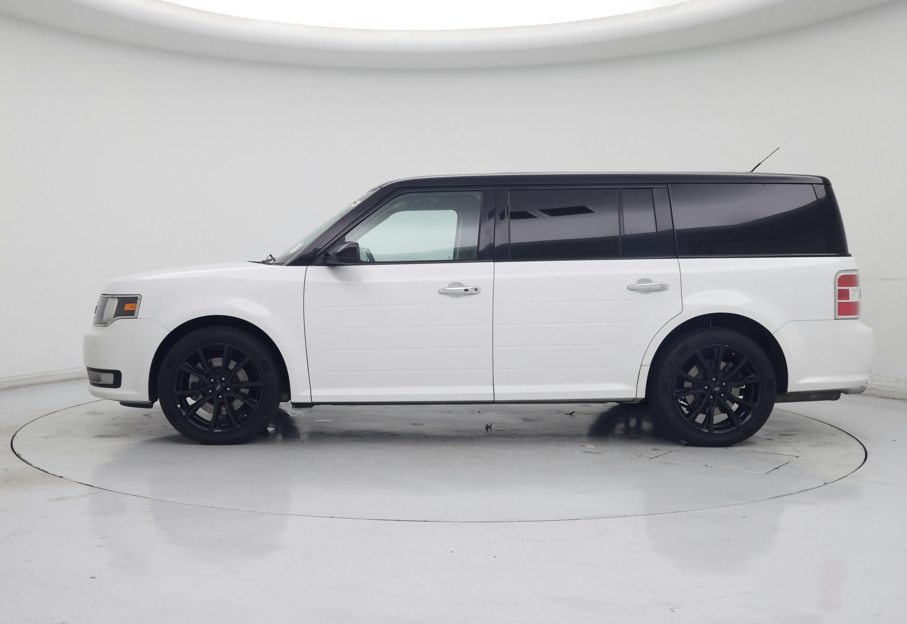 Thumbnail: 2018 Ford Flex - 3