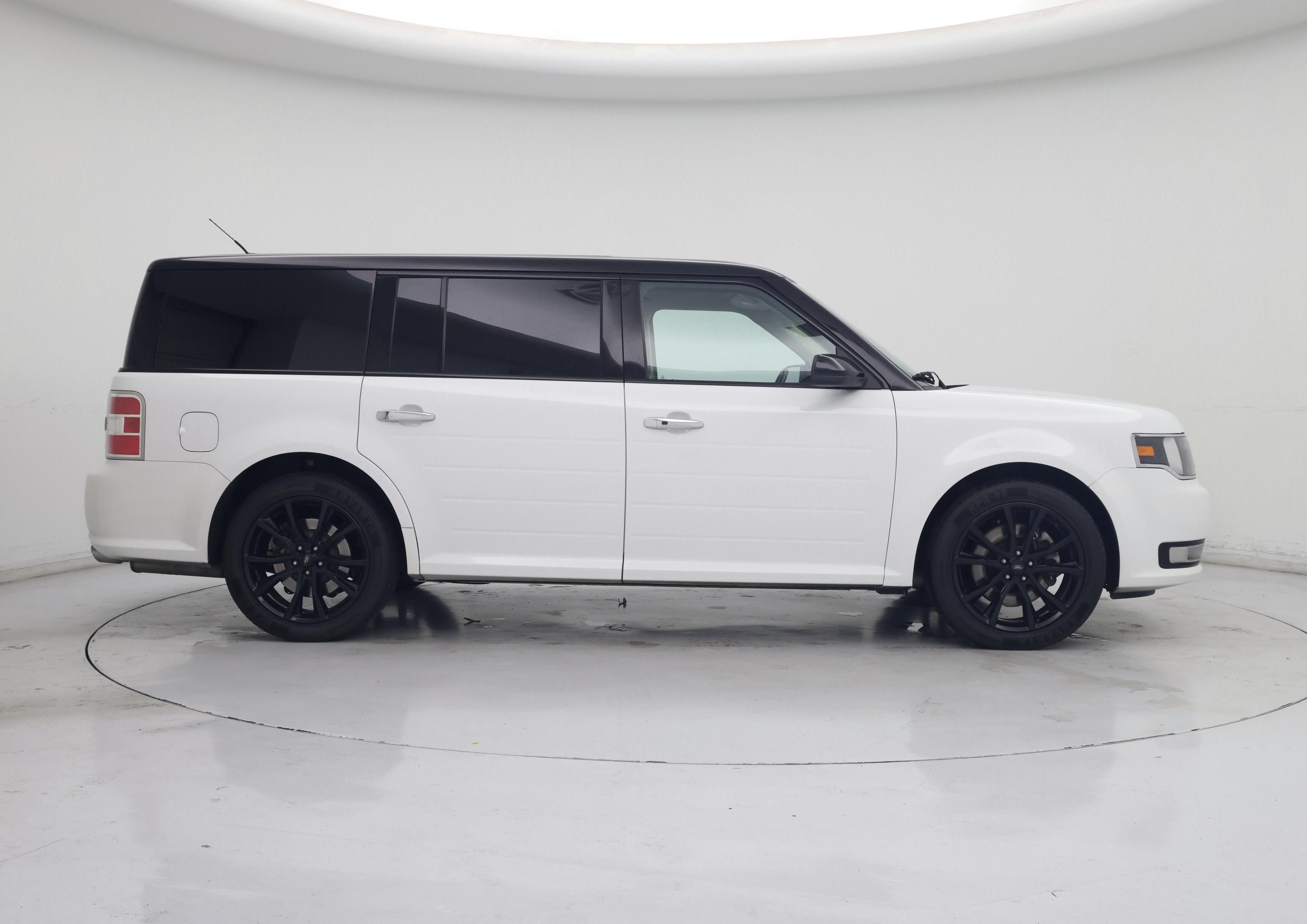 Thumbnail: 2018 Ford Flex - 7