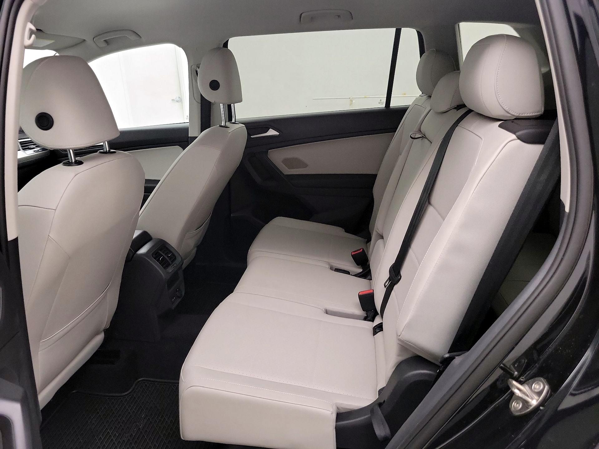 Thumbnail: 2021 Volkswagen Tiguan - 19