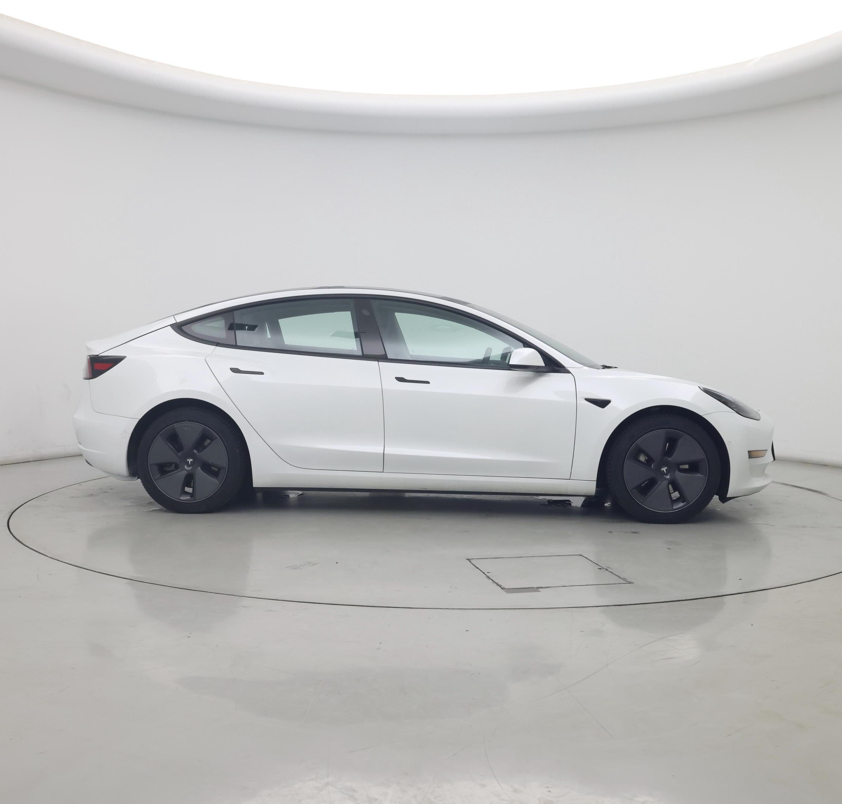 Thumbnail: 2021 Tesla Model 3 - 7