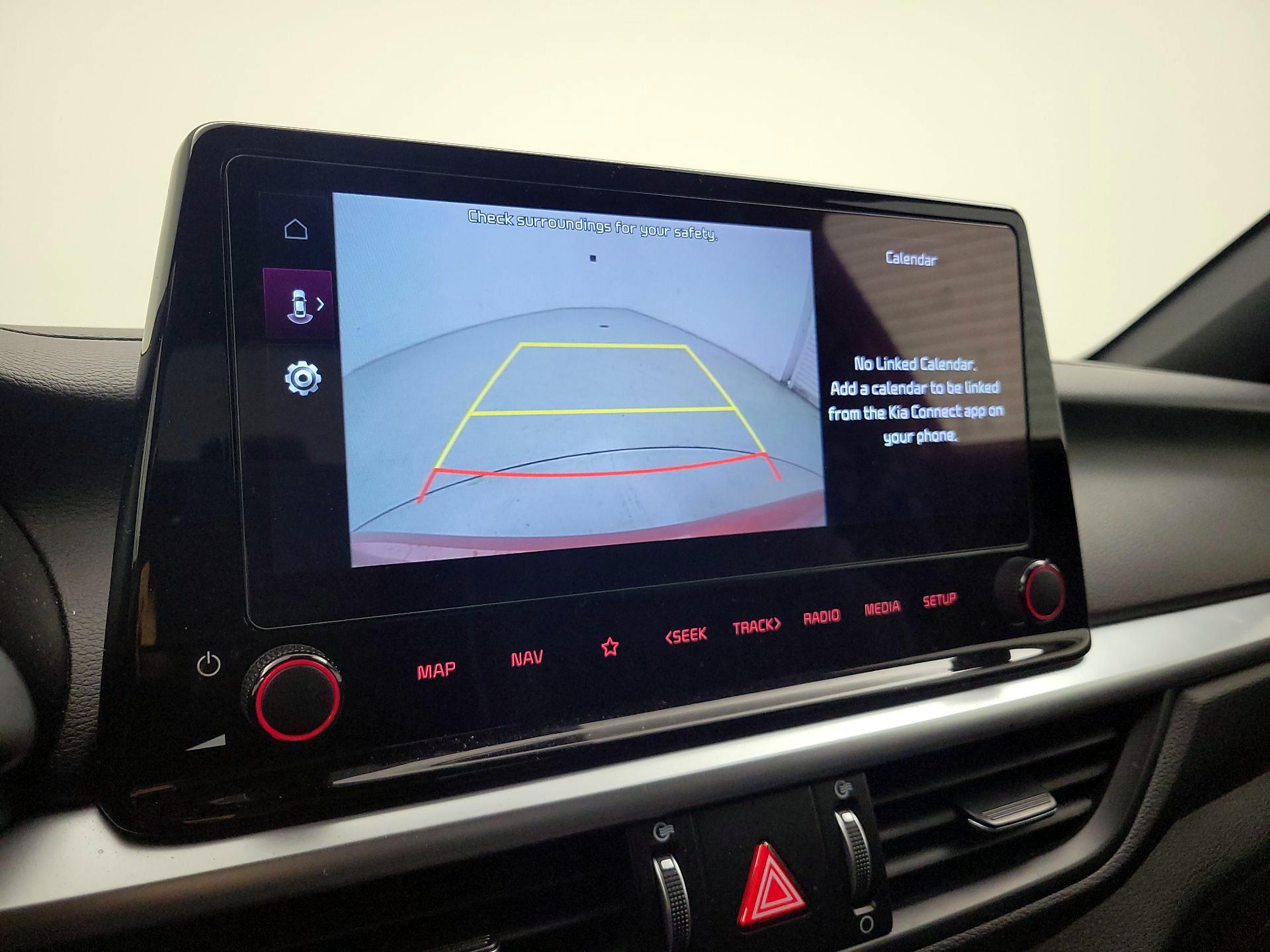 Thumbnail: 2023 Kia Forte - 15