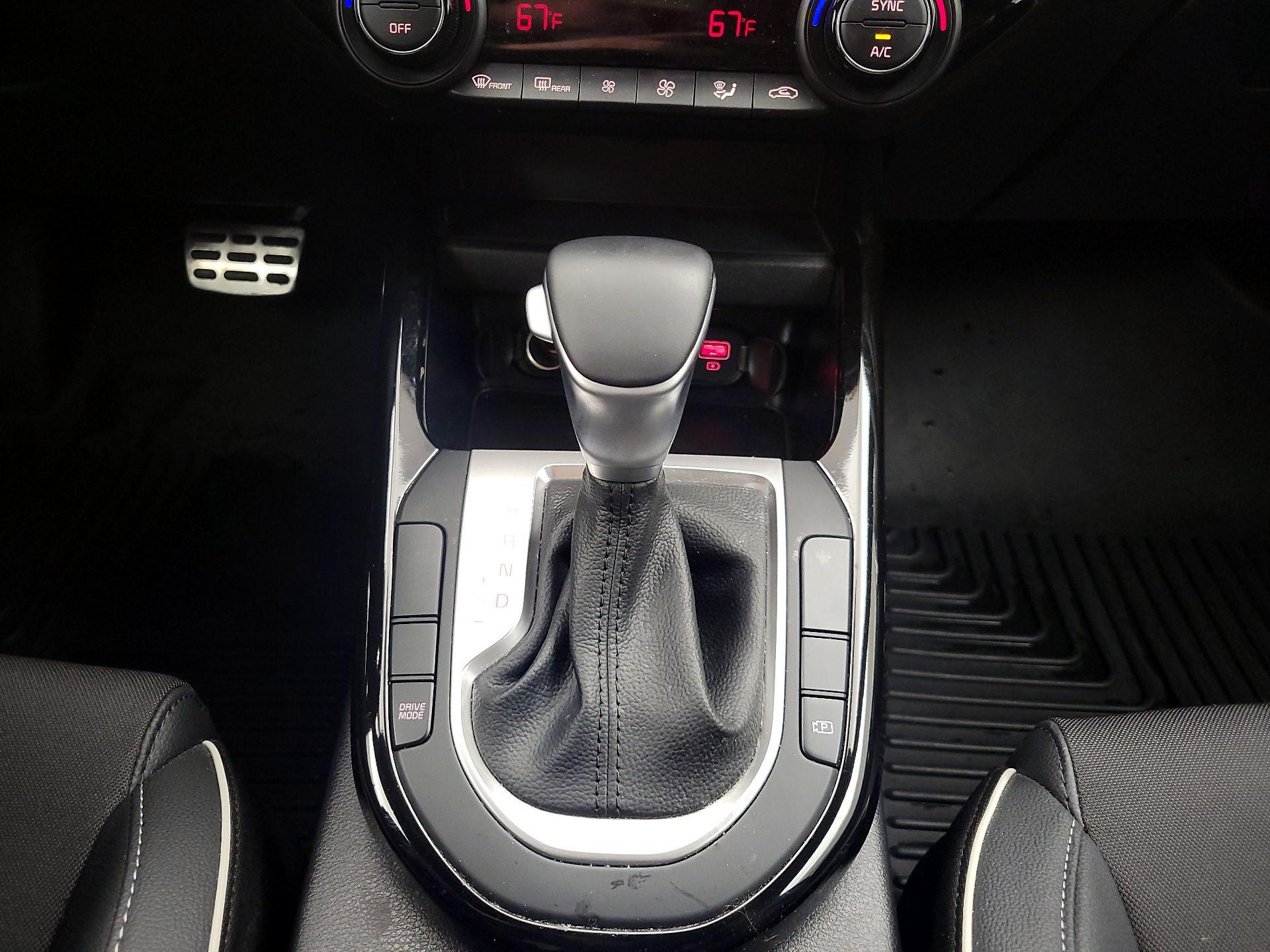 Thumbnail: 2023 Kia Forte - 18