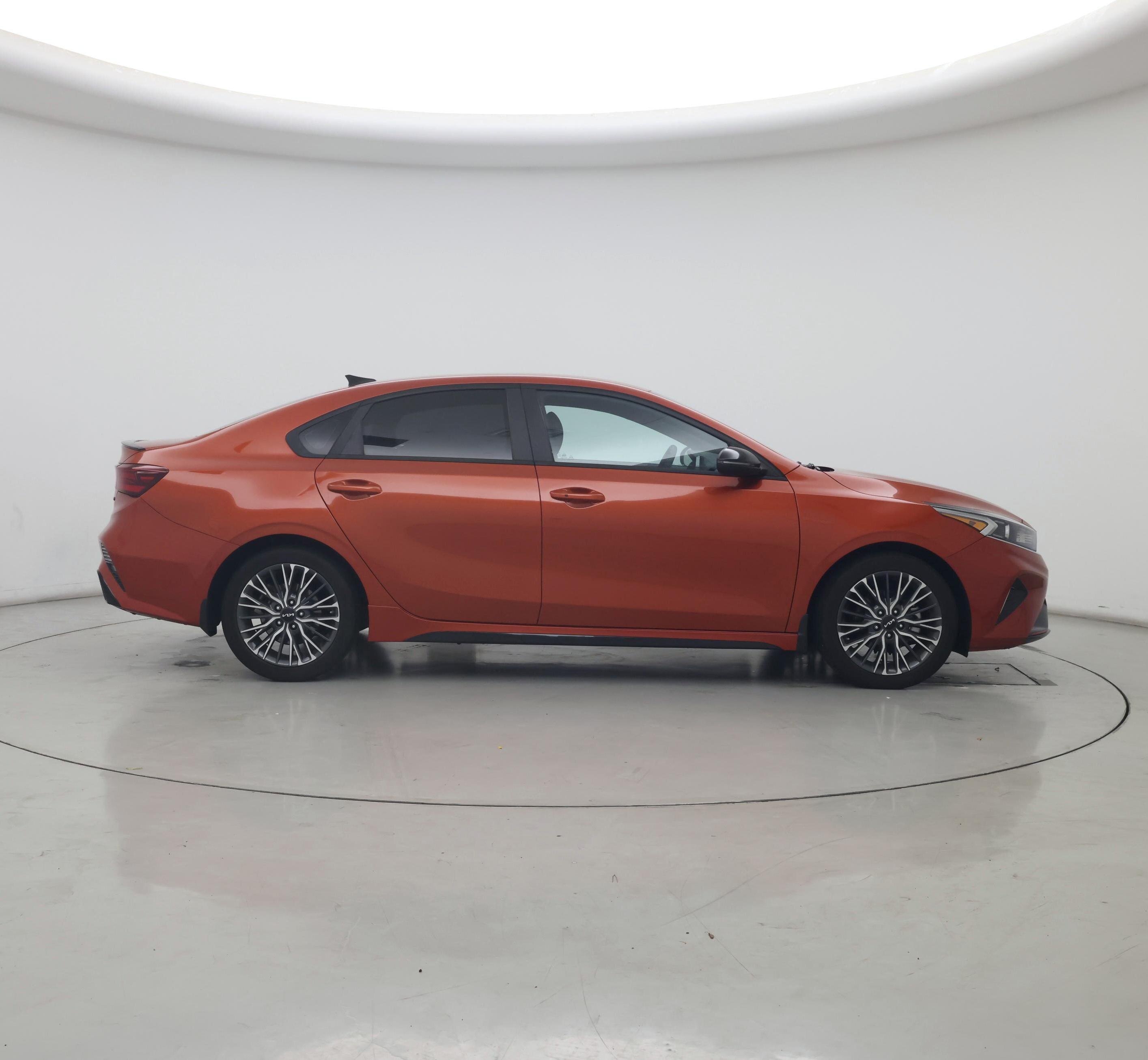 Thumbnail: 2023 Kia Forte - 7