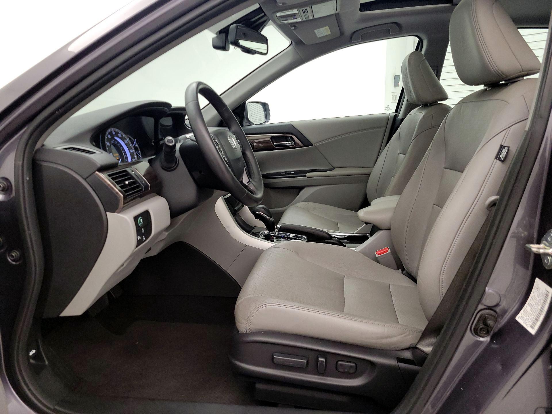 Thumbnail: 2017 Honda Accord - 11