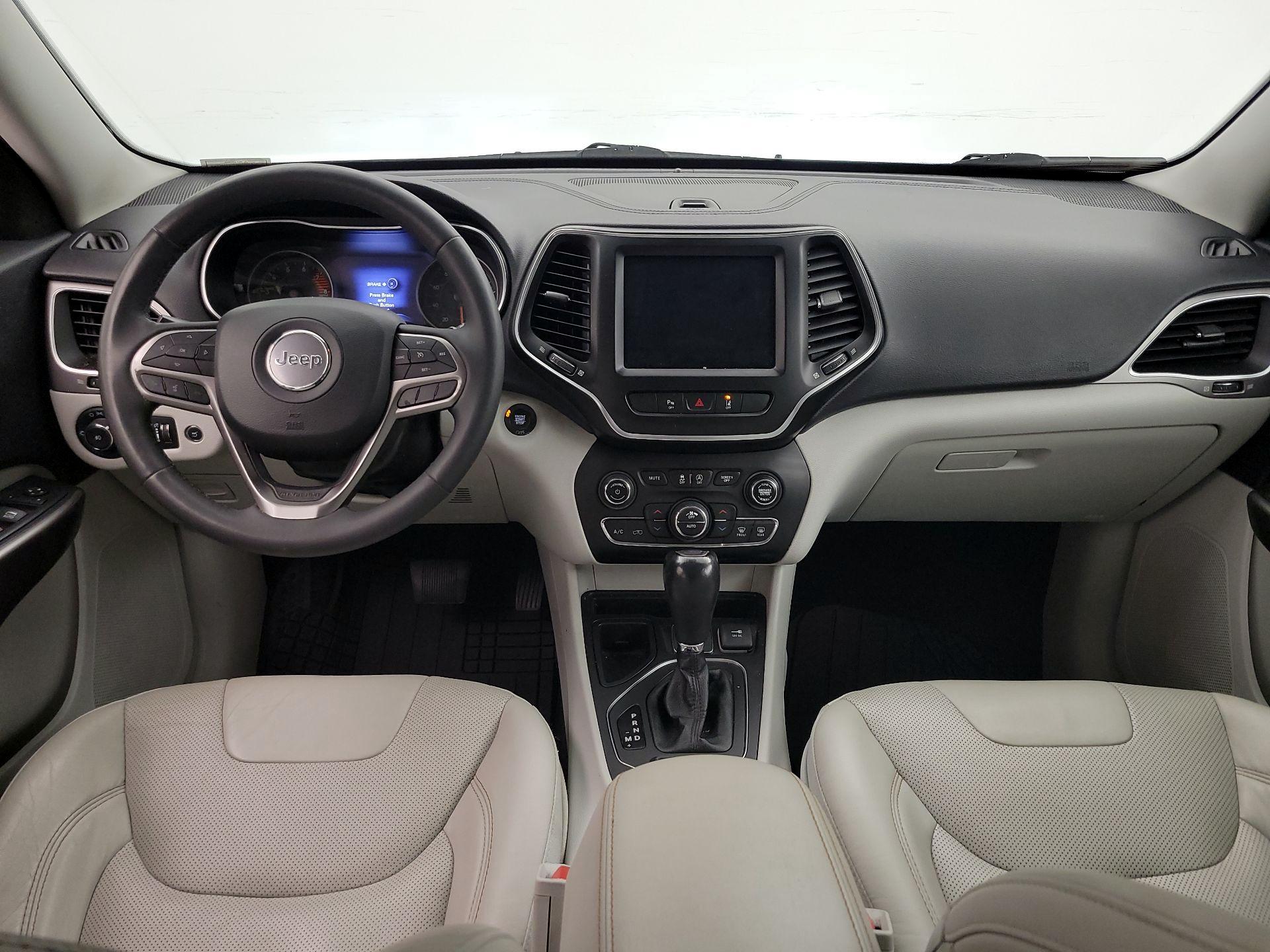 Thumbnail: 2021 Jeep Cherokee - 9