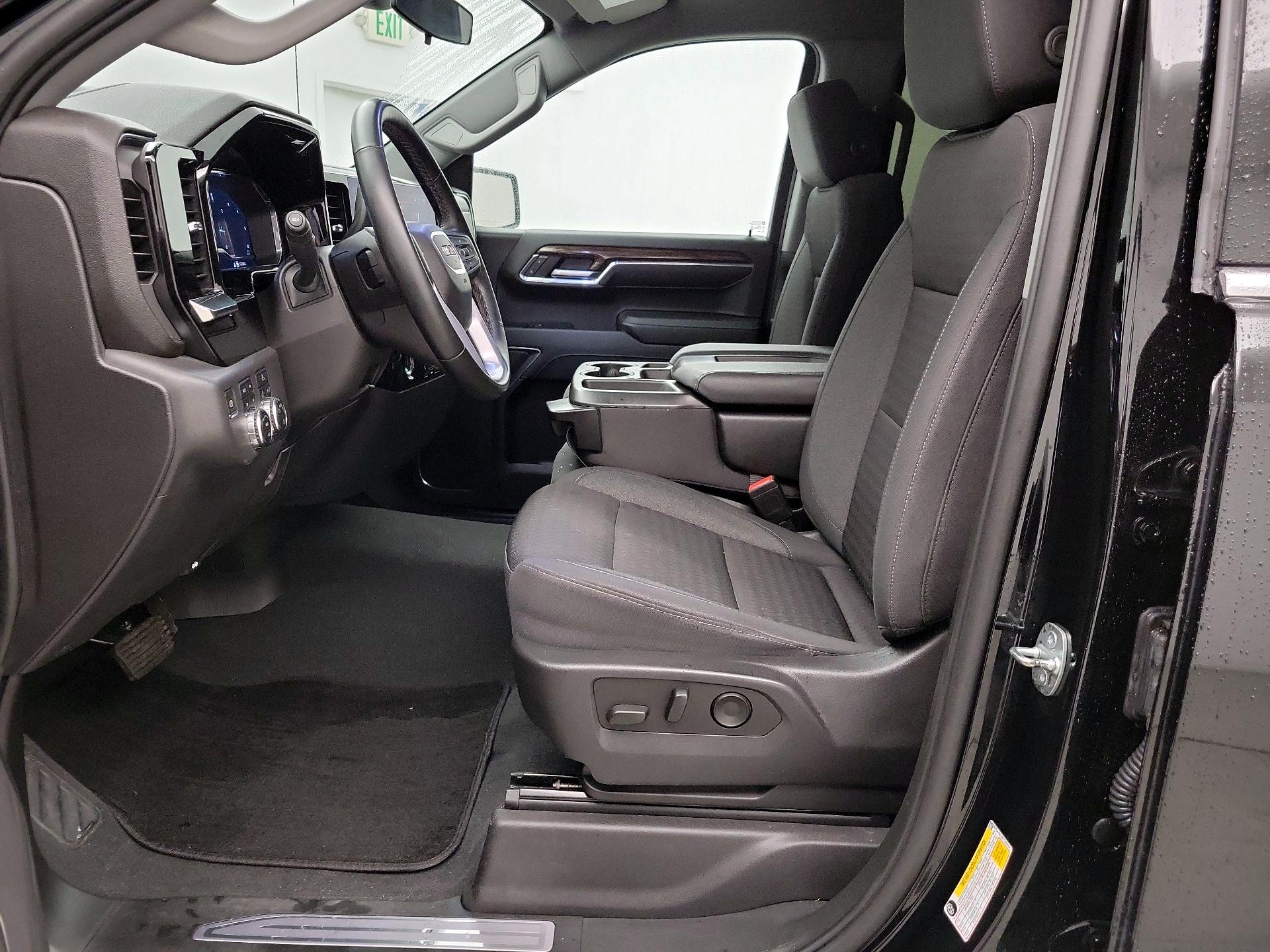 Thumbnail: 2023 GMC Sierra 1500 - 11