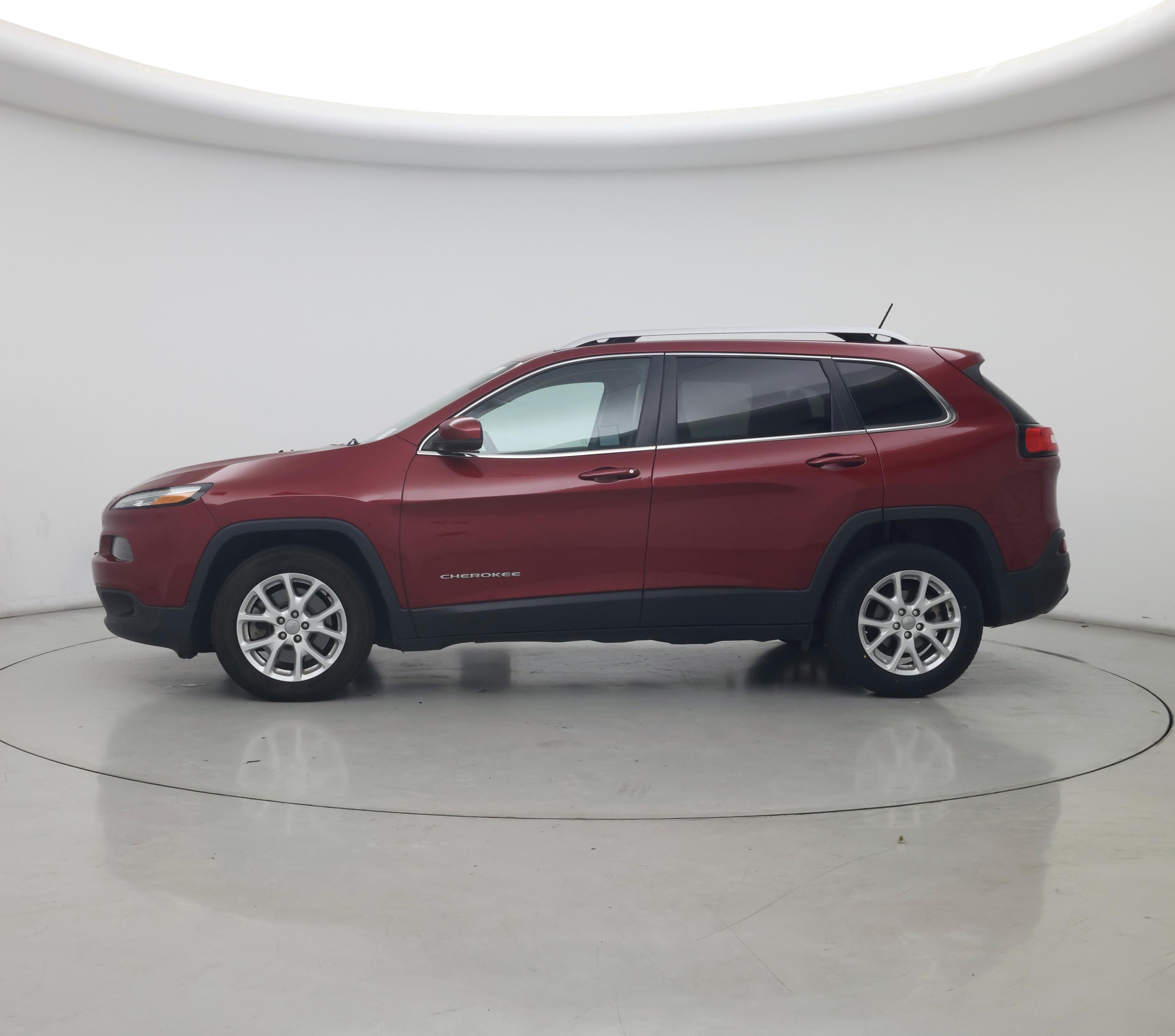 Thumbnail: 2017 Jeep Cherokee - 3