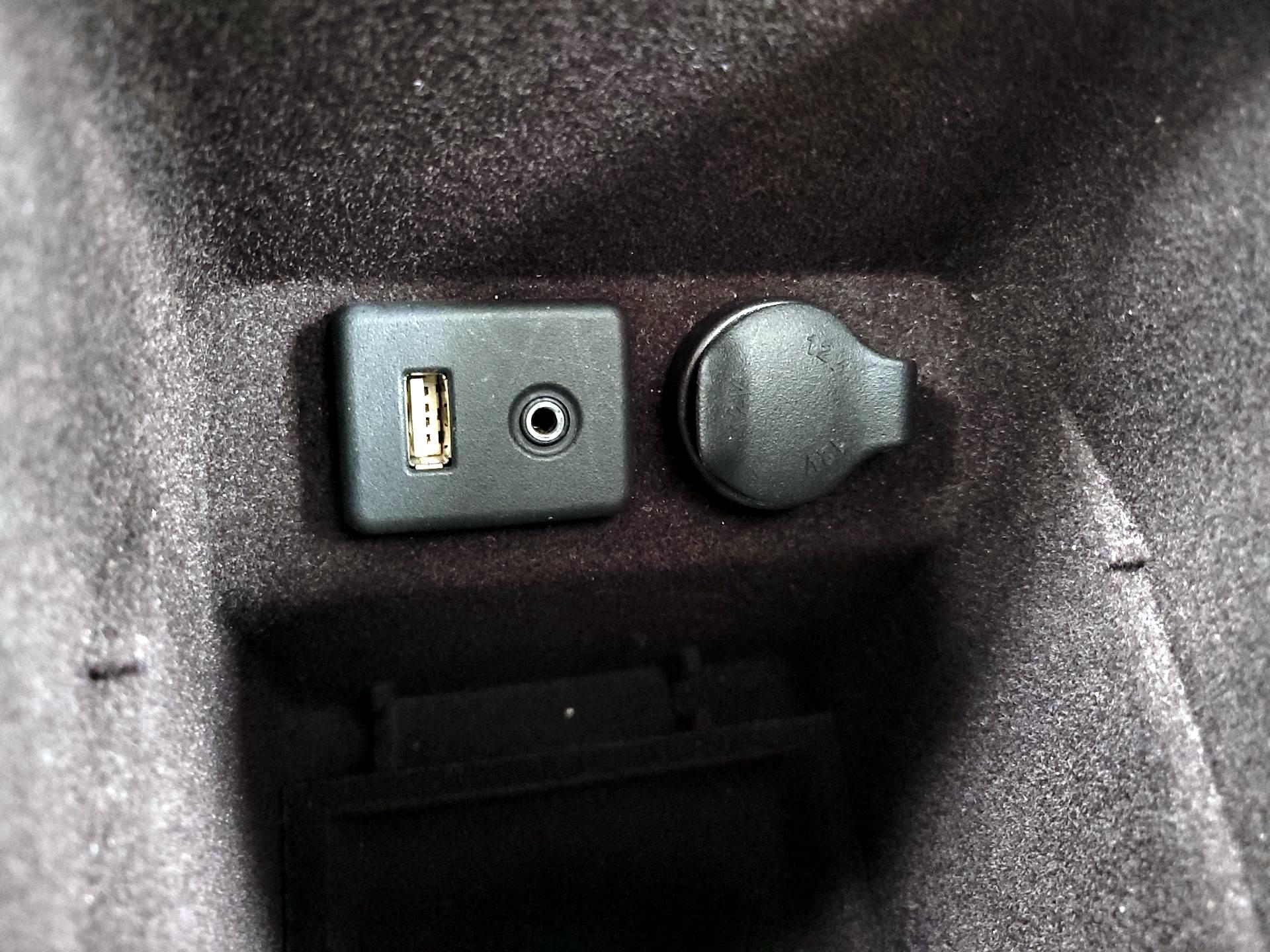 Thumbnail: 2014 Buick LaCrosse - 18