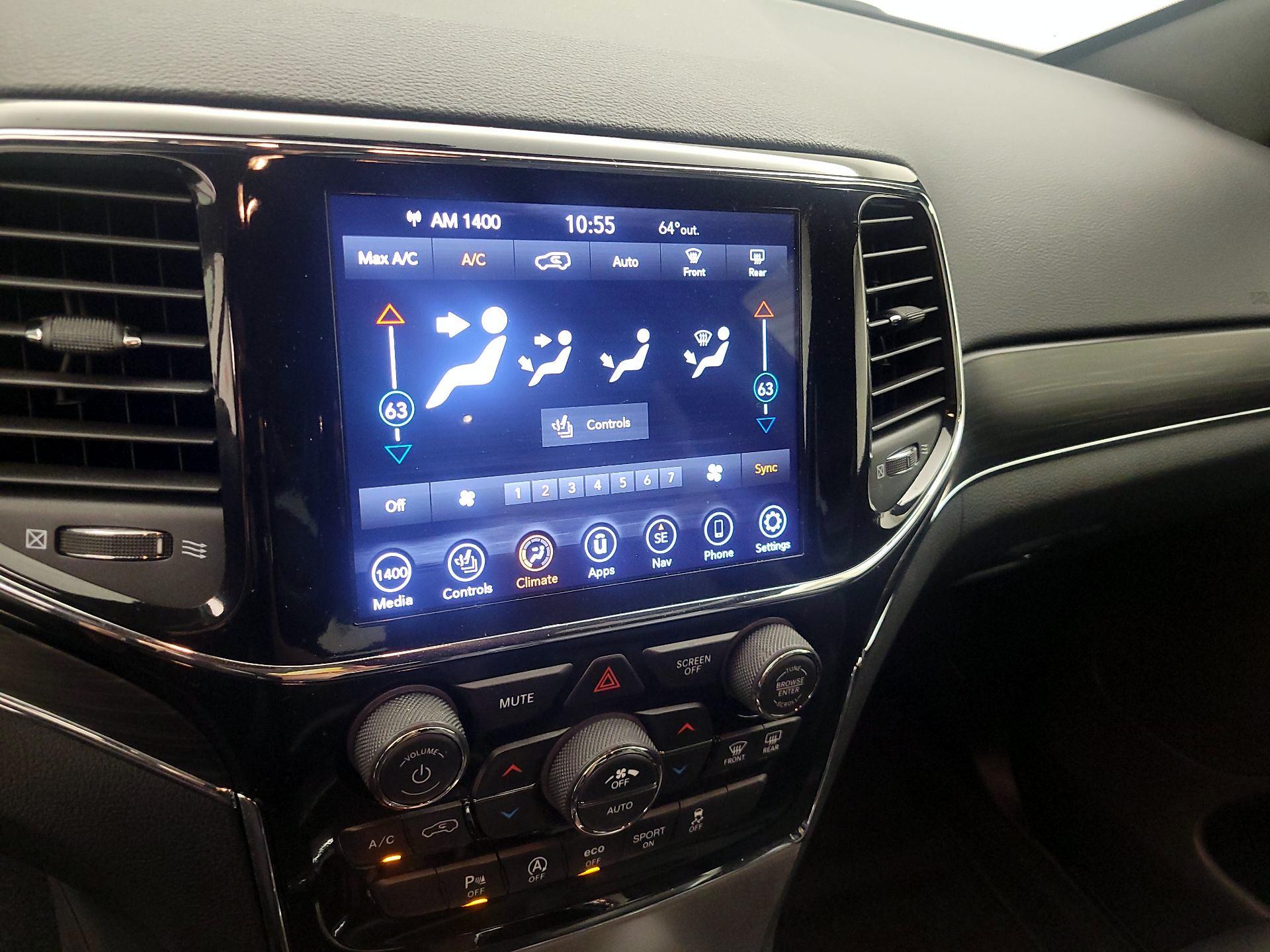 Thumbnail: 2022 Jeep Grand Cherokee - 16