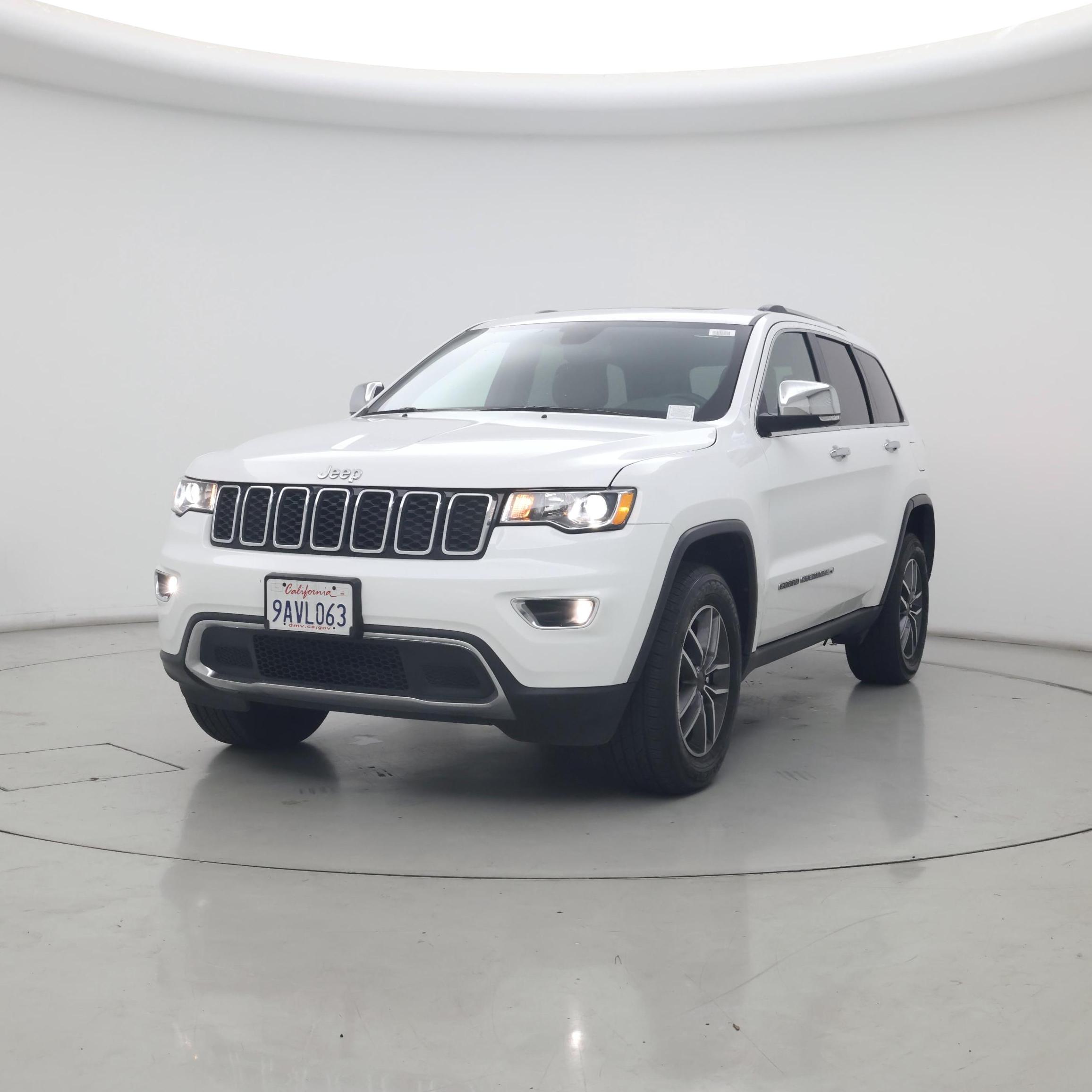 Thumbnail: 2022 Jeep Grand Cherokee - 4