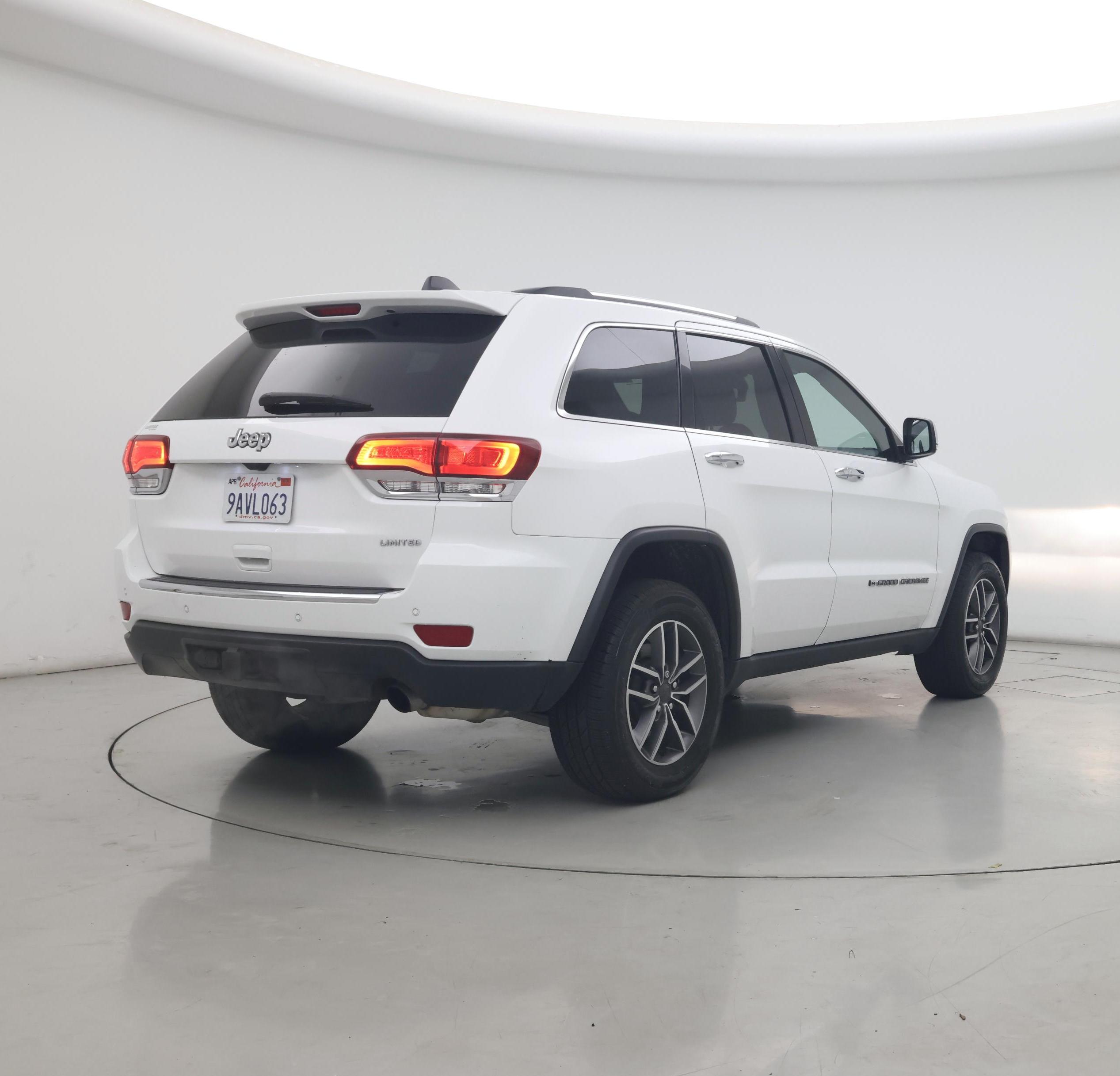 Thumbnail: 2022 Jeep Grand Cherokee - 8