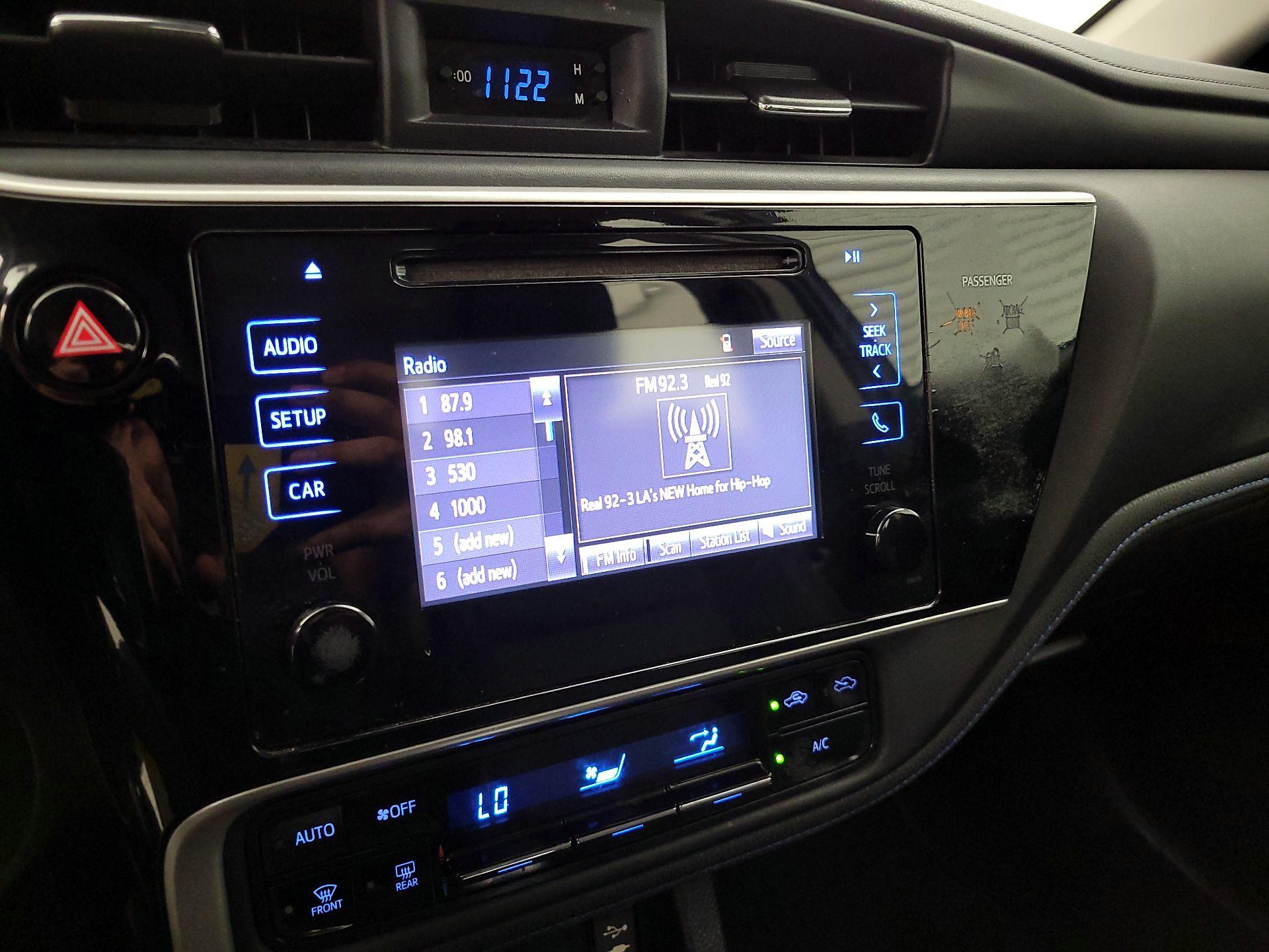 Thumbnail: 2017 Toyota Corolla - 15