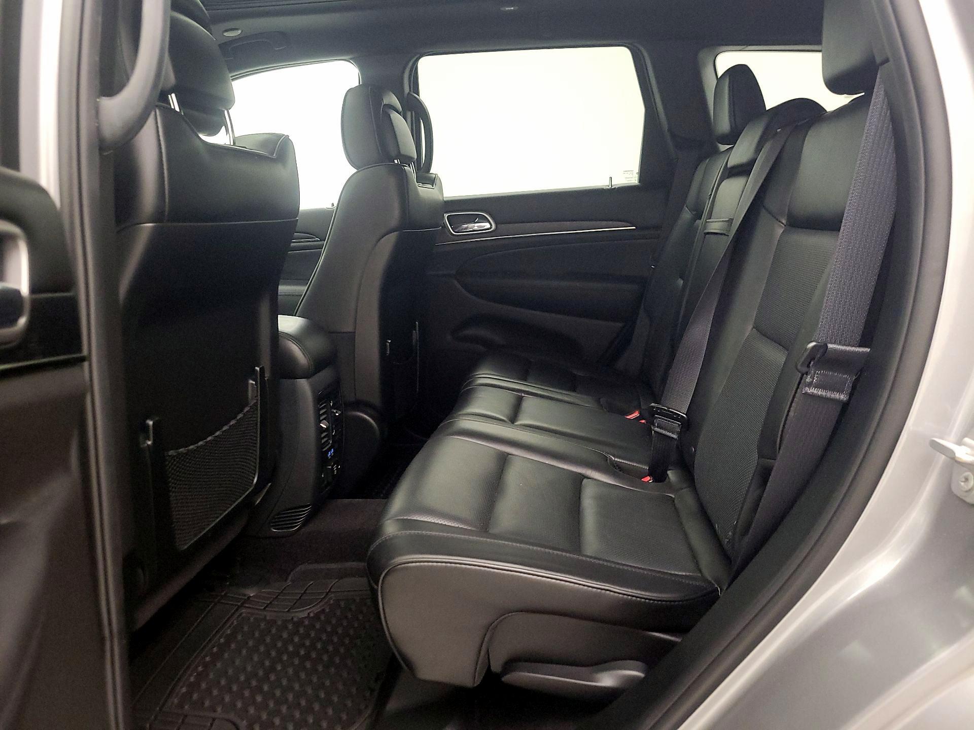 Thumbnail: 2018 Jeep Grand Cherokee - 20