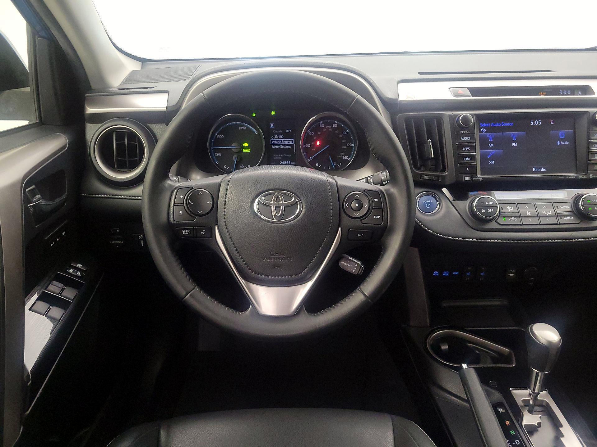 Thumbnail: 2018 Toyota RAV4 - 10