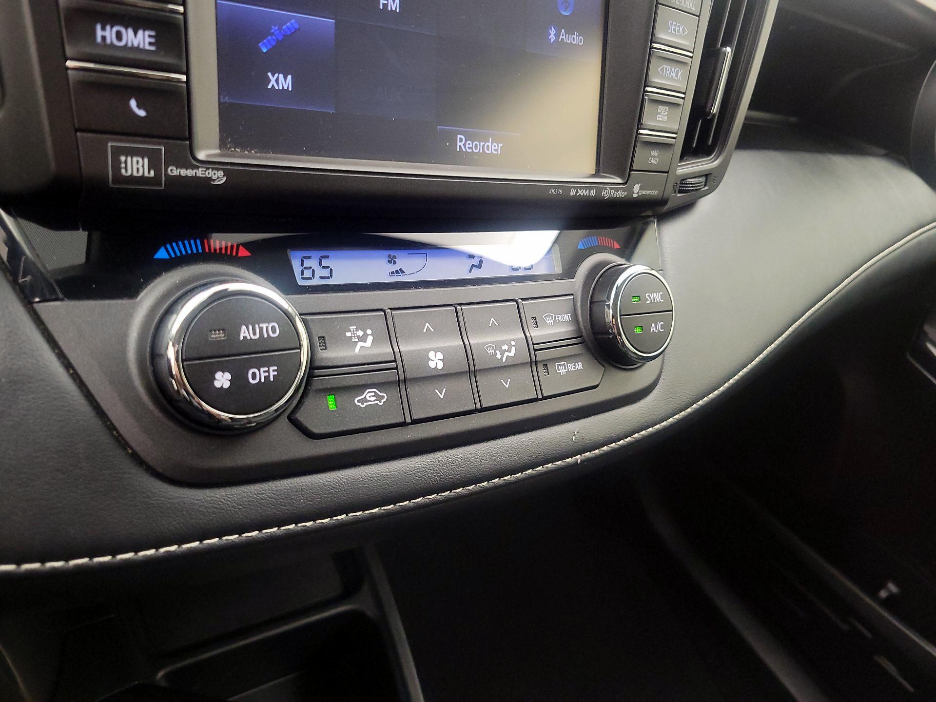 Thumbnail: 2018 Toyota RAV4 - 16