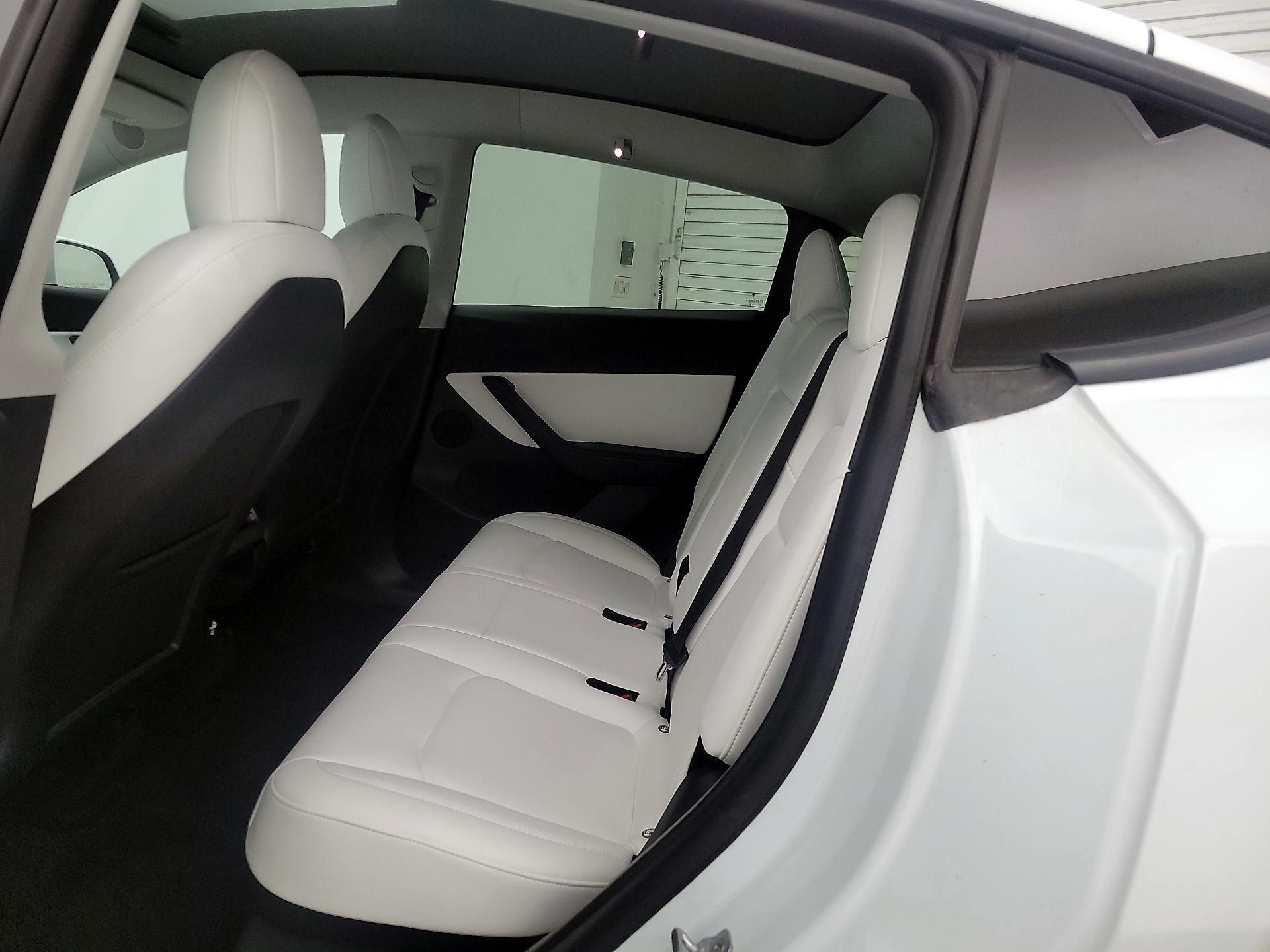 Thumbnail: 2022 Tesla Model Y - 19