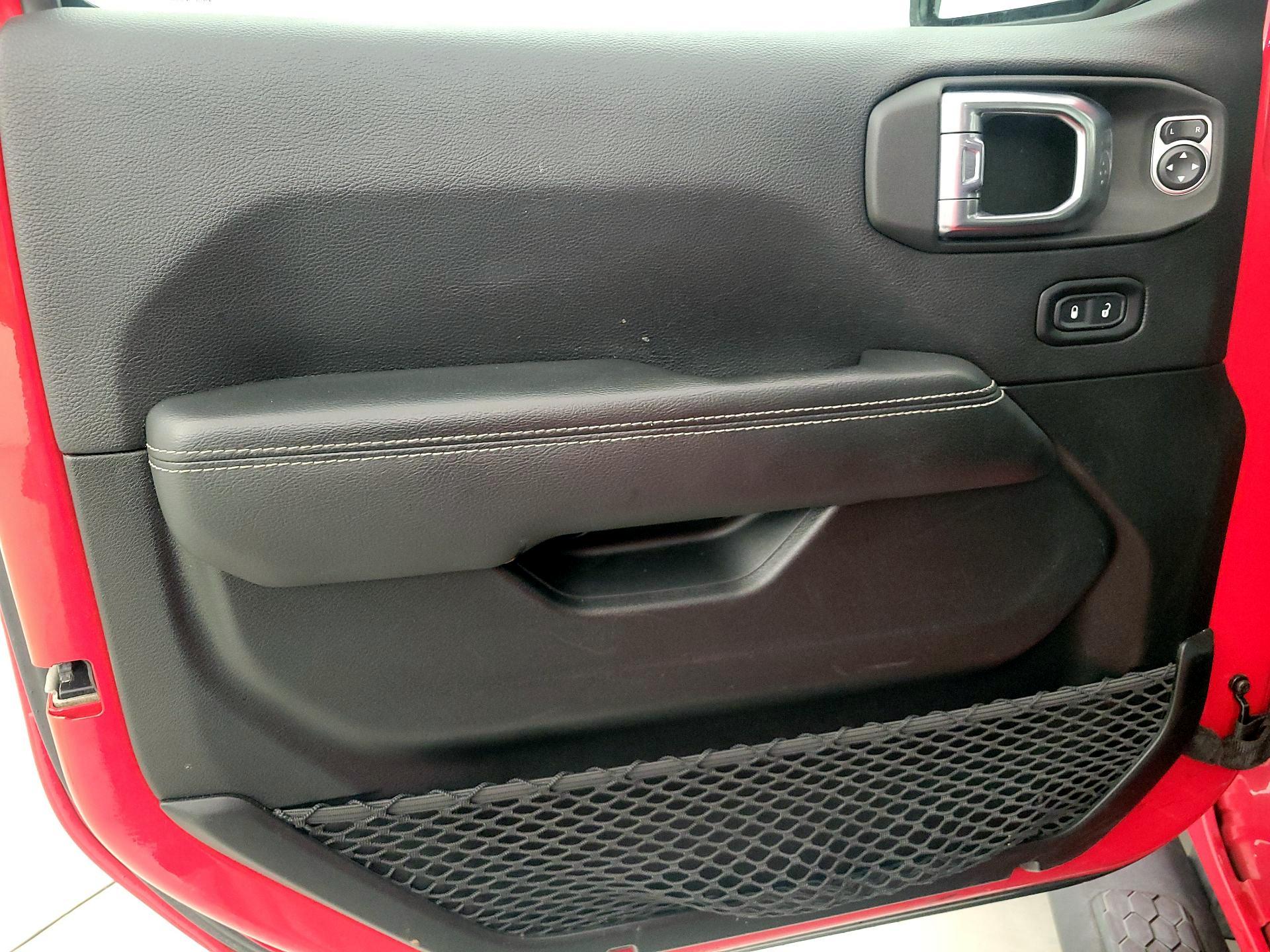 Thumbnail: 2021 Jeep Wrangler - 12