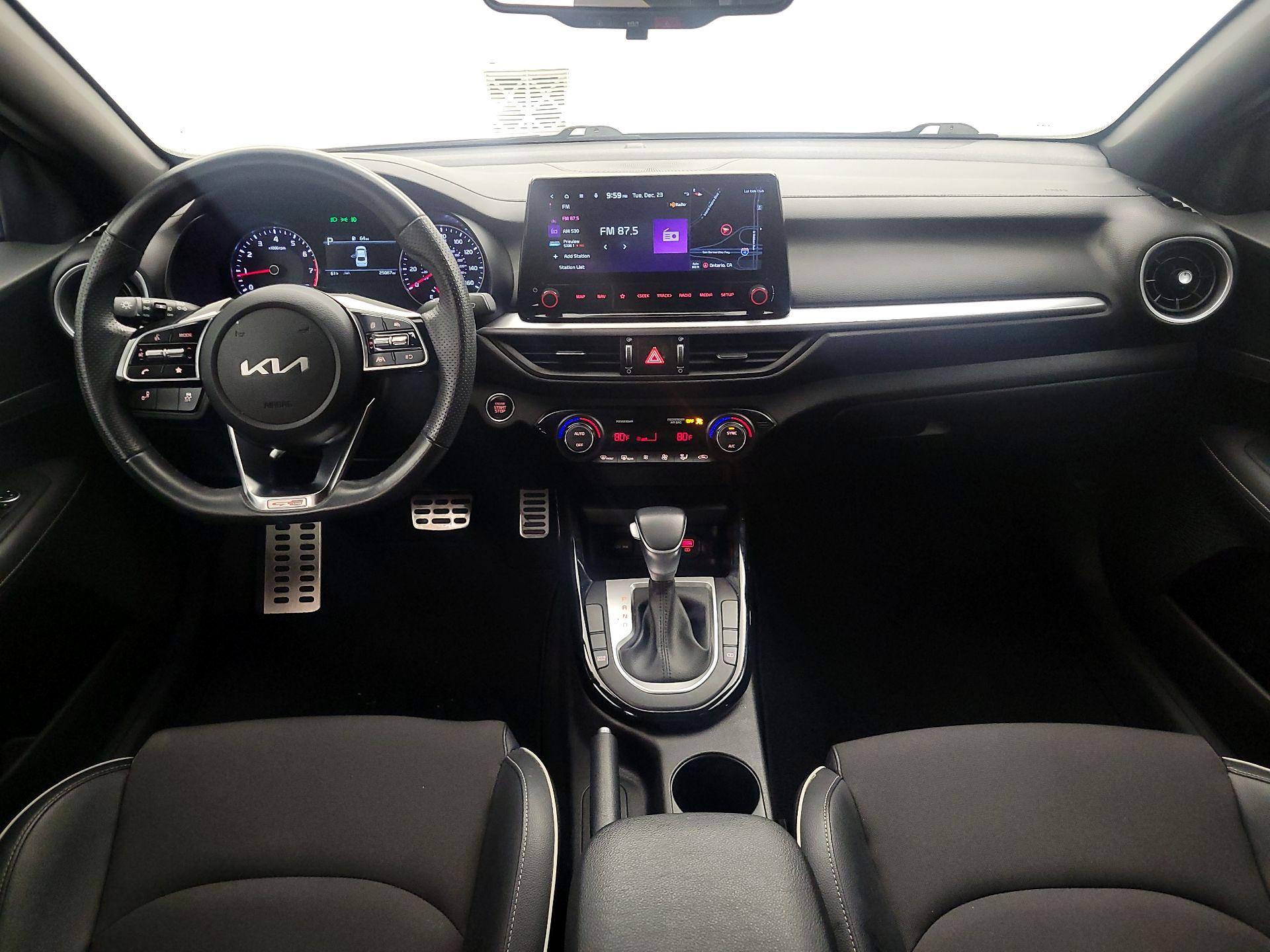 Thumbnail: 2023 Kia Forte - 9