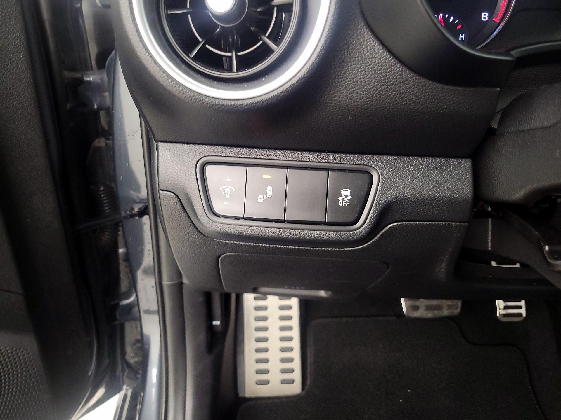 Thumbnail: 2023 Kia Forte - 13