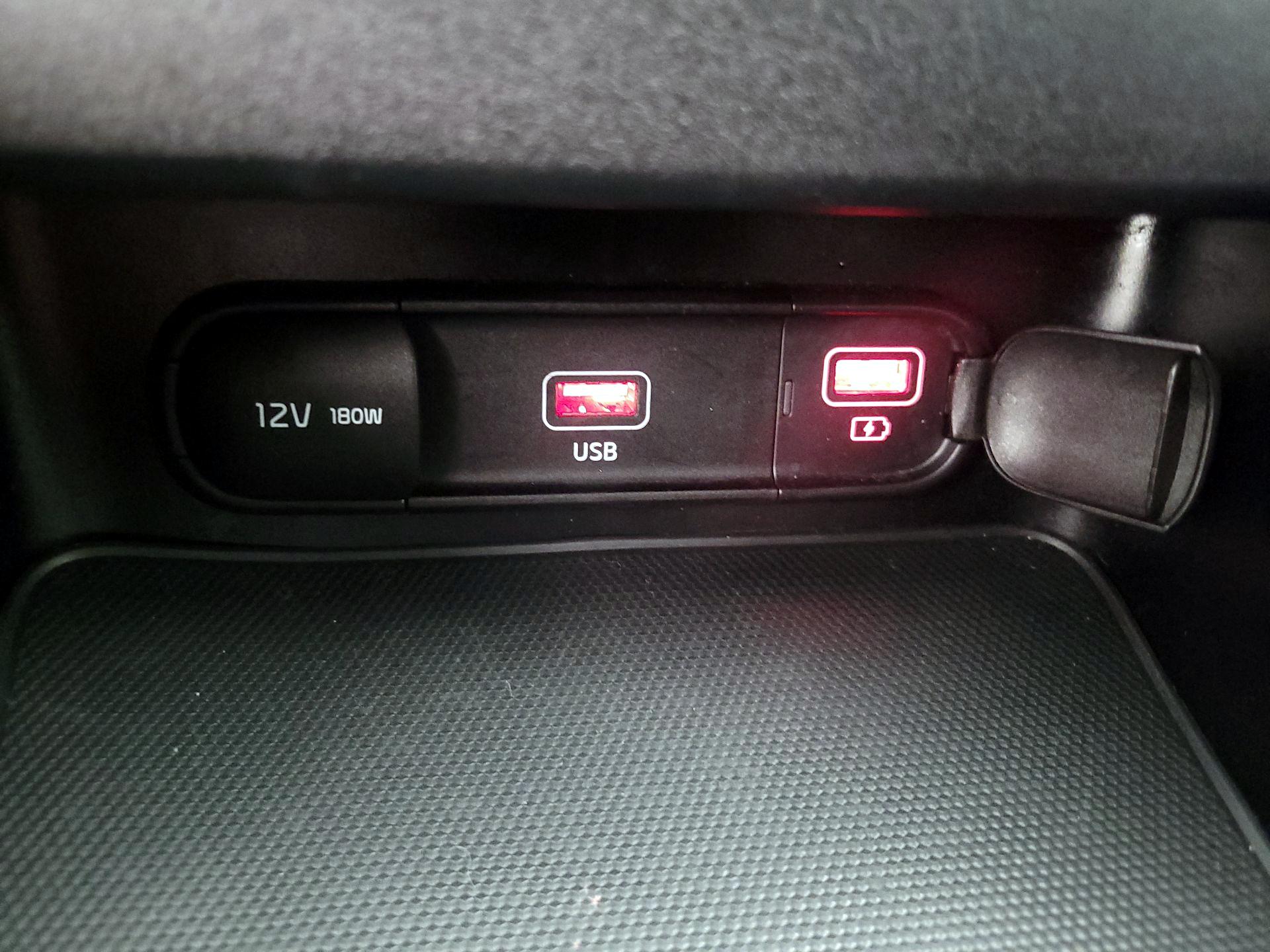 Thumbnail: 2023 Kia Forte - 18