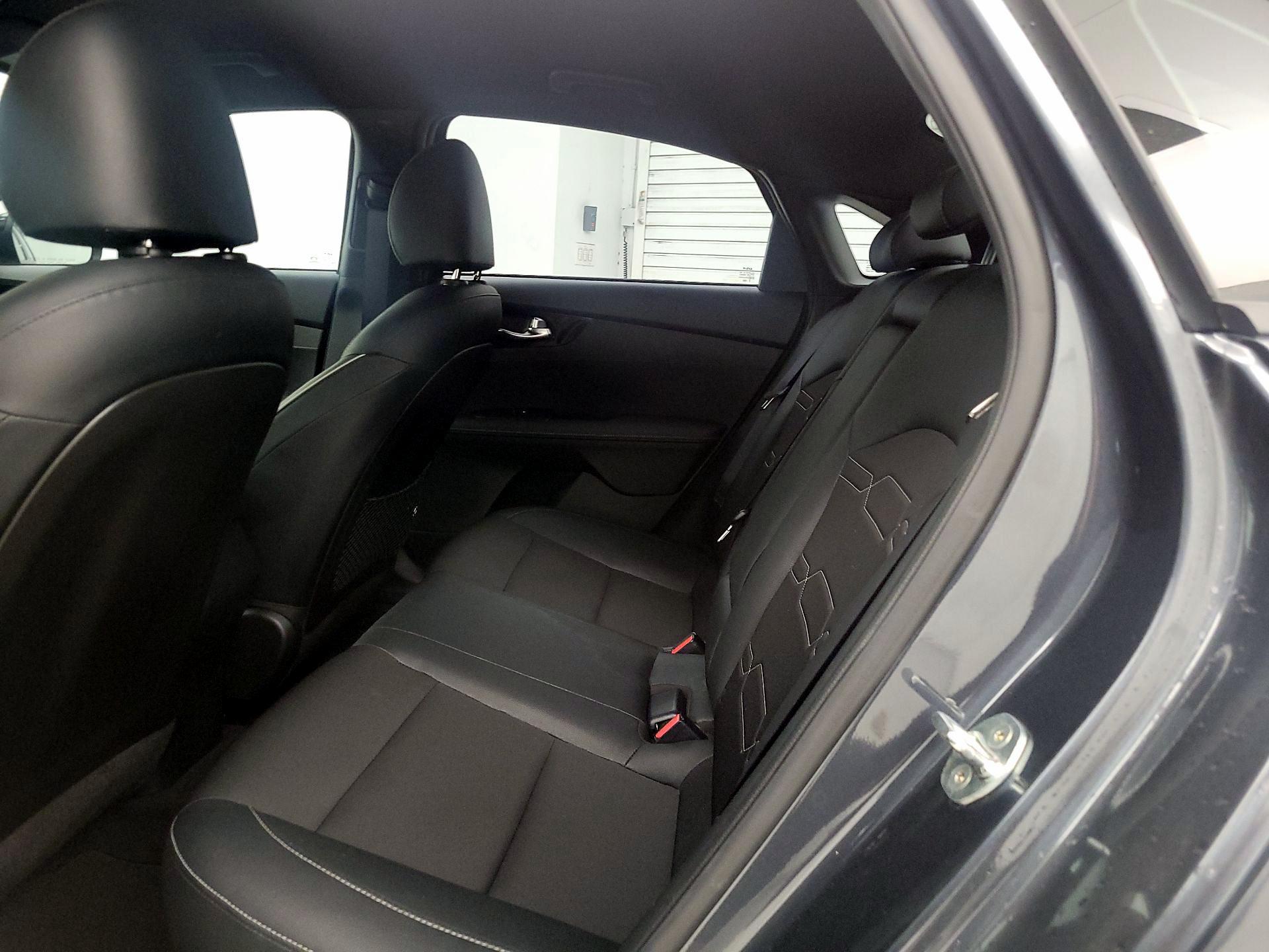 Thumbnail: 2023 Kia Forte - 19