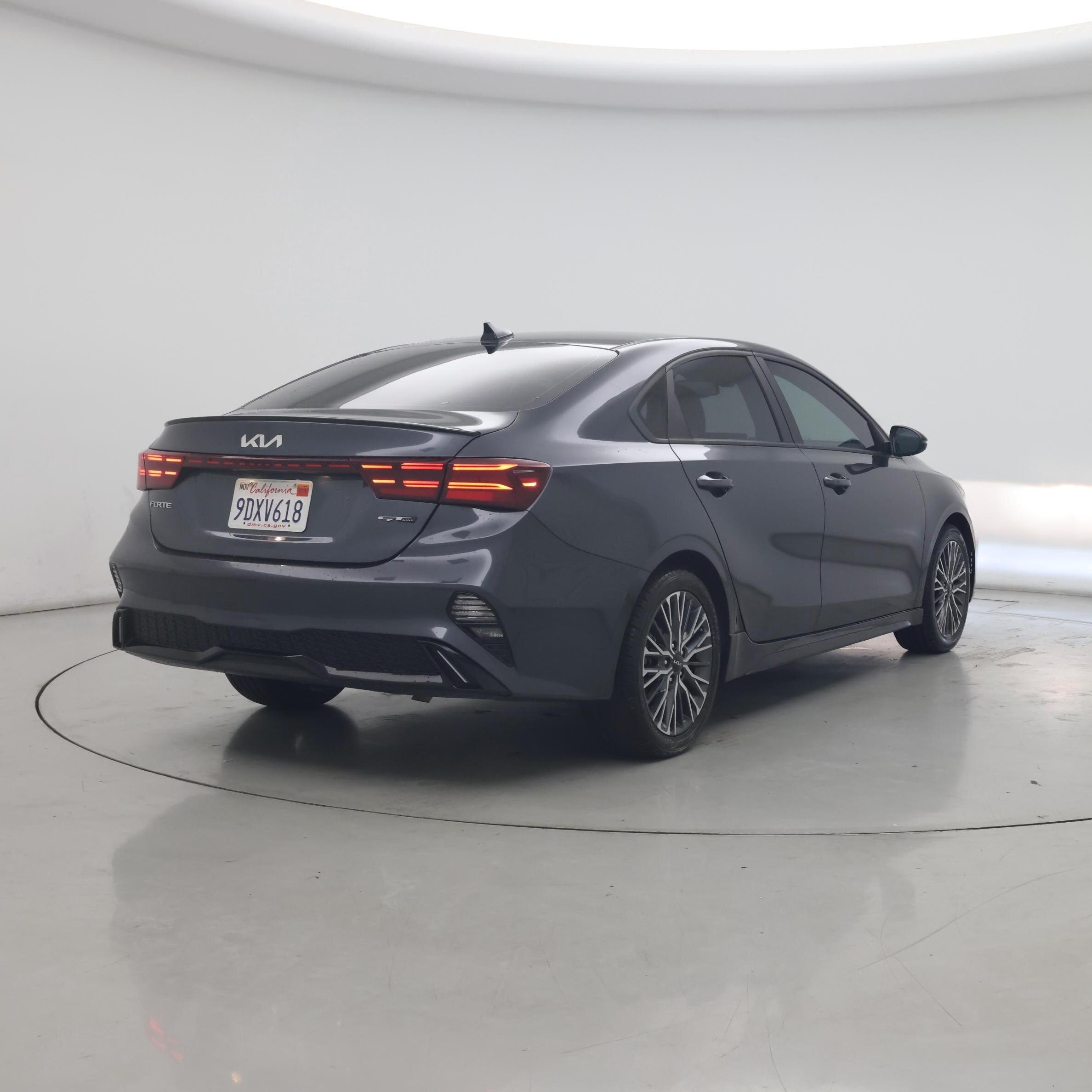 Thumbnail: 2023 Kia Forte - 8