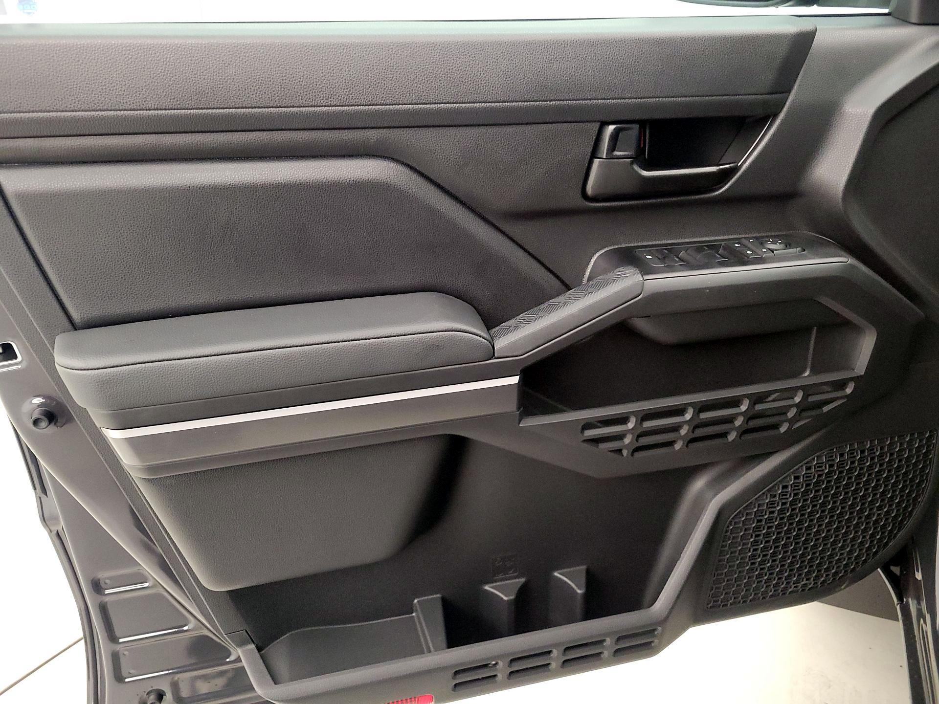 Thumbnail: 2025 Toyota Tacoma - 12