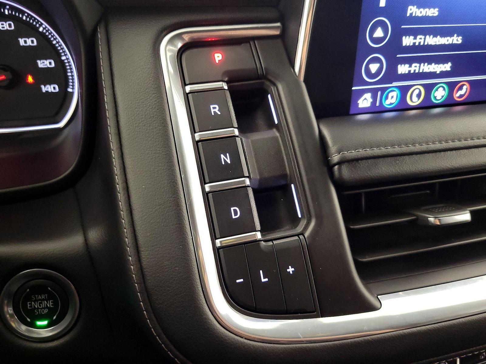 2021 Chevrolet Tahoe LT - Photo 18