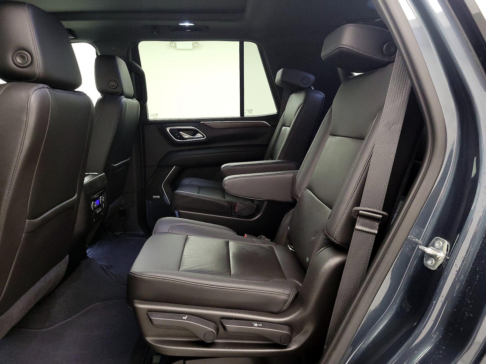 2021 Chevrolet Tahoe LT - Photo 21