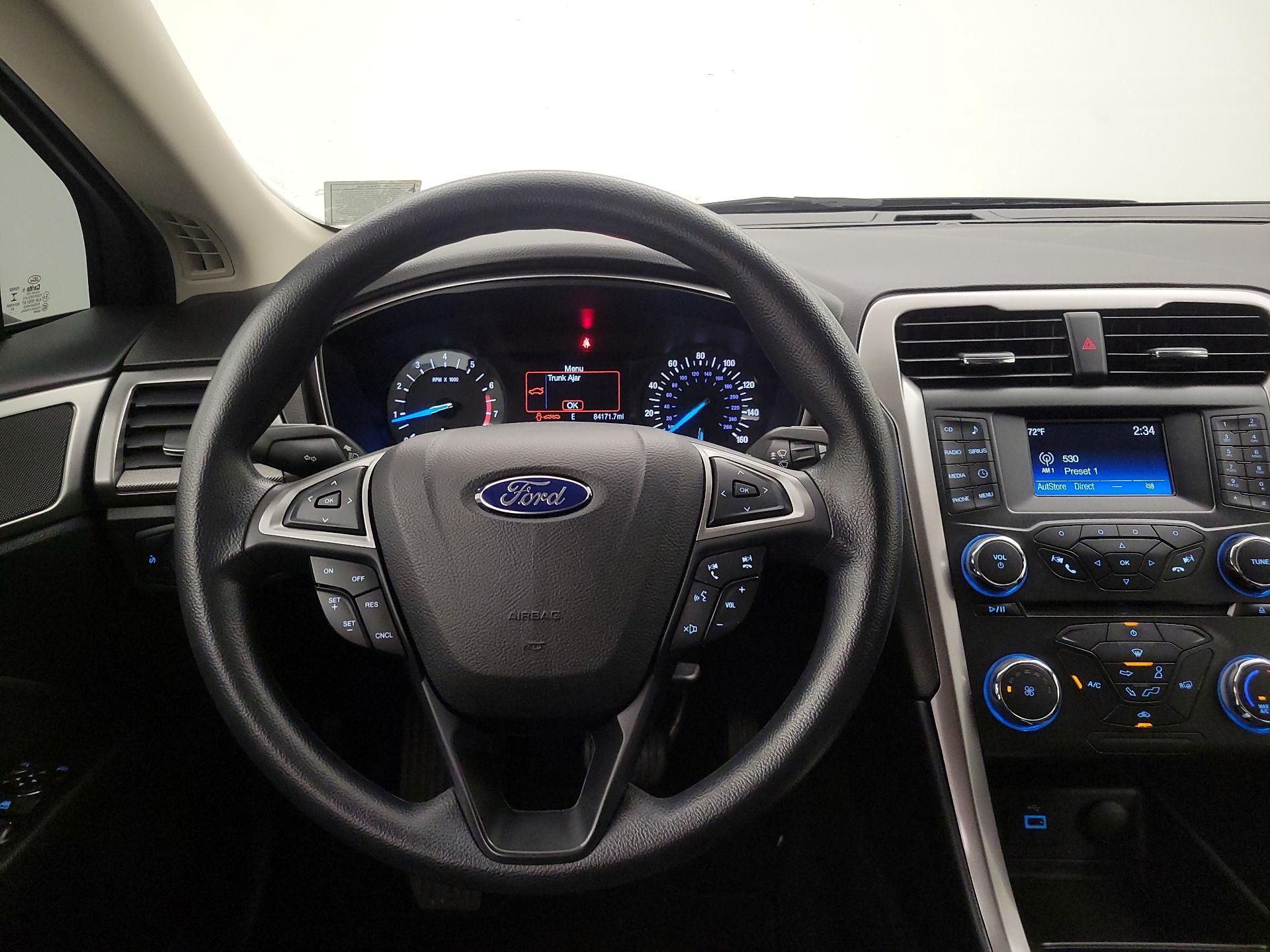 Thumbnail: 2017 Ford Fusion - 10