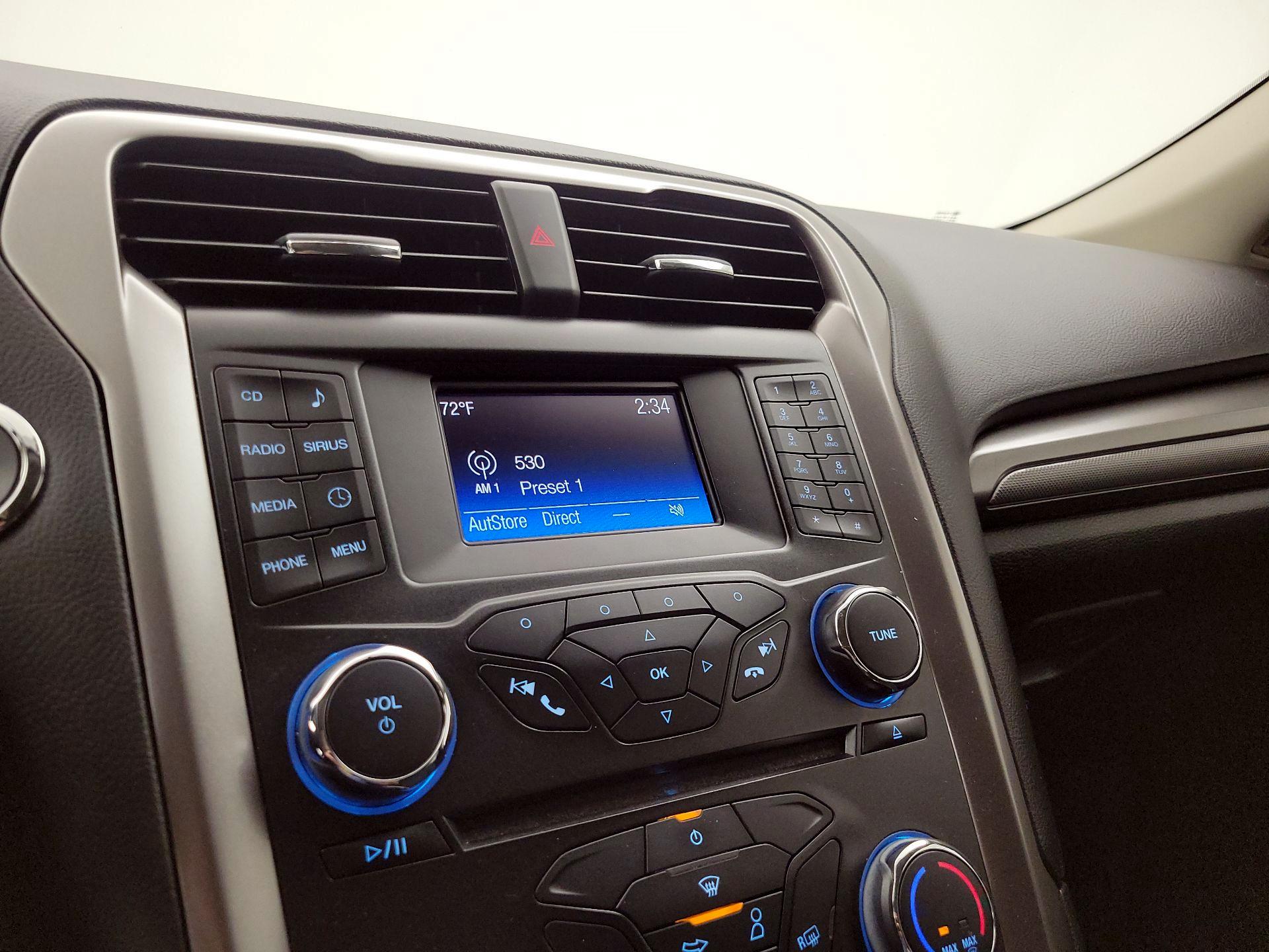 Thumbnail: 2017 Ford Fusion - 15