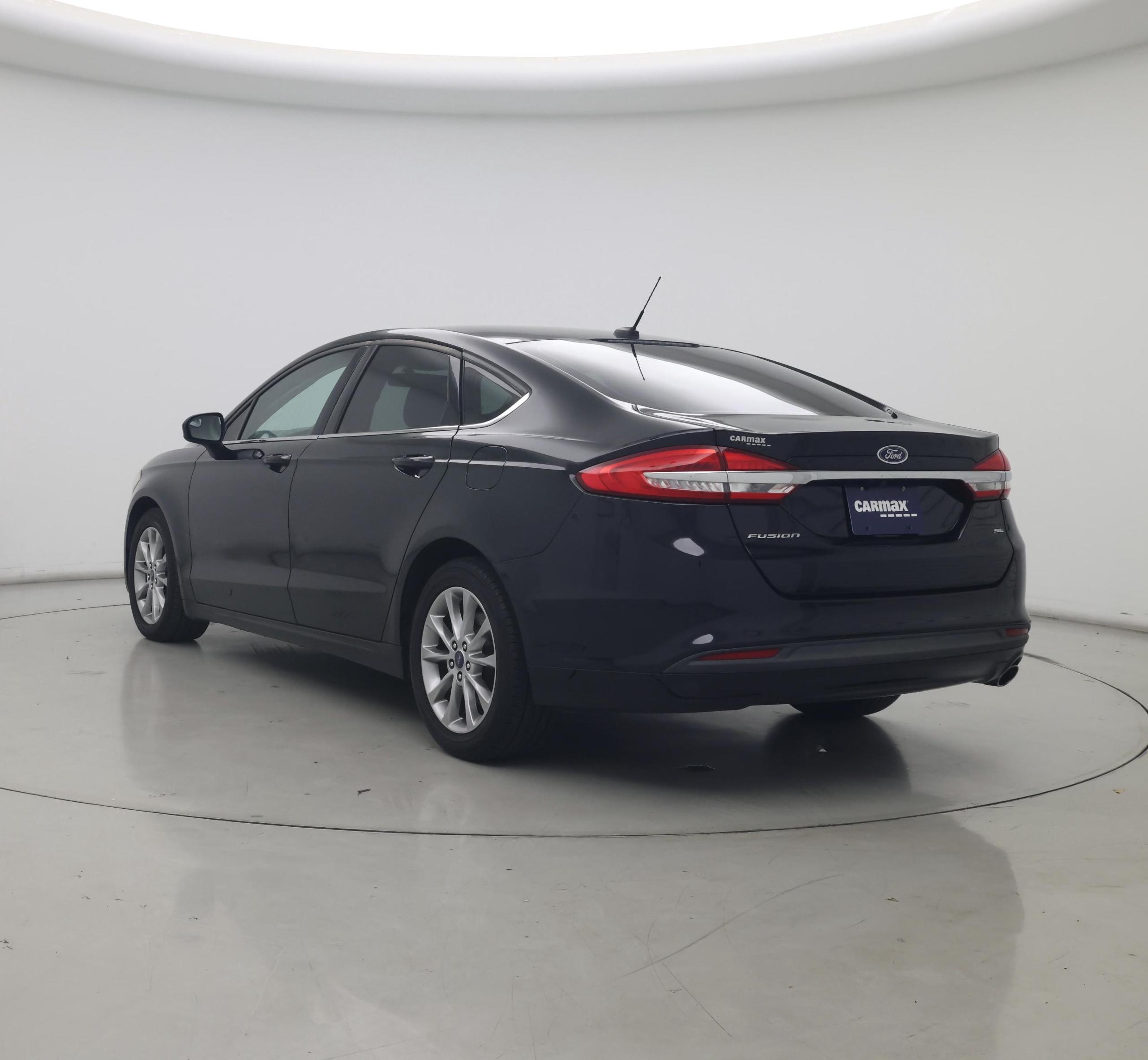 Thumbnail: 2017 Ford Fusion - 2