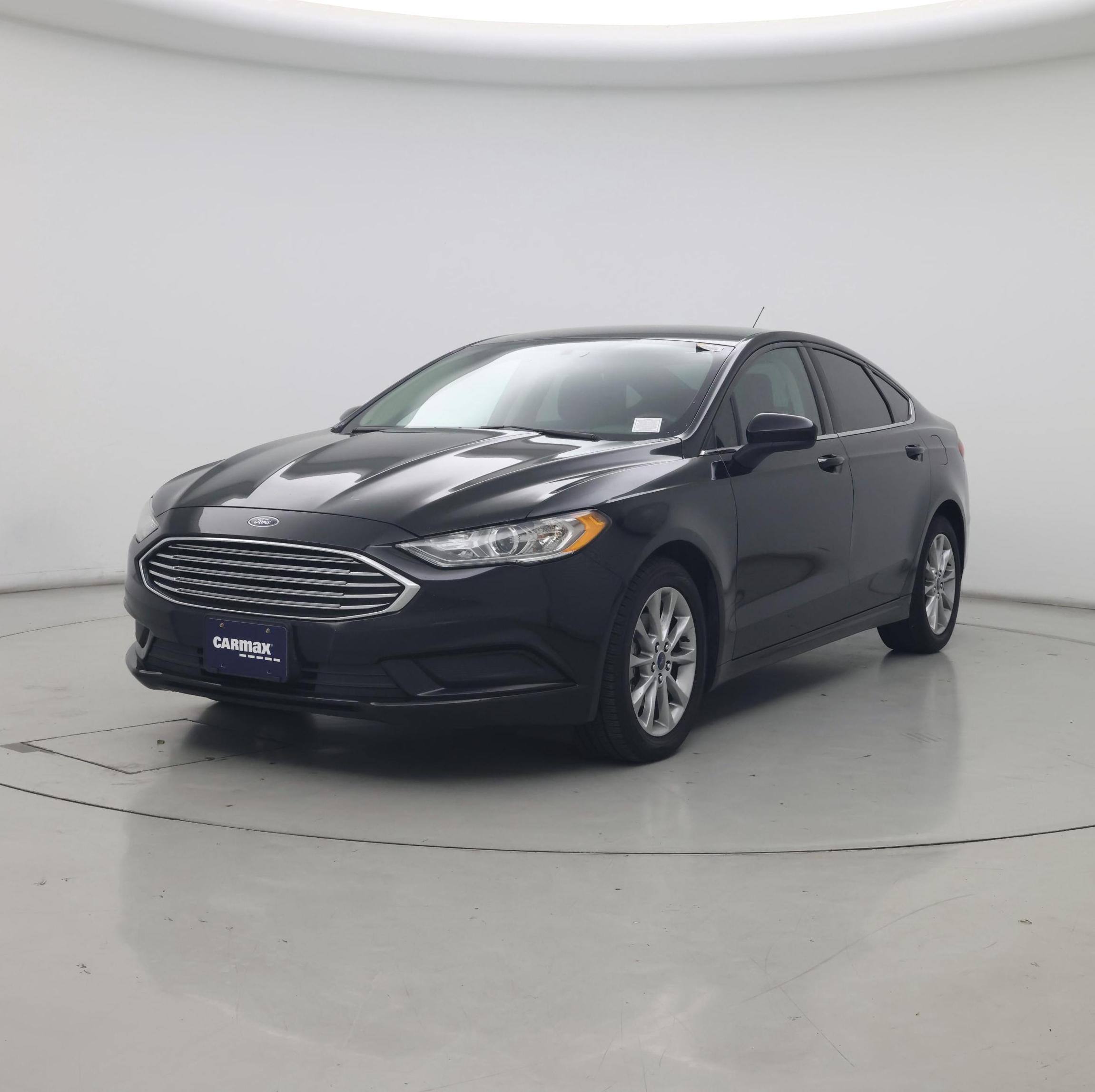 Thumbnail: 2017 Ford Fusion - 4