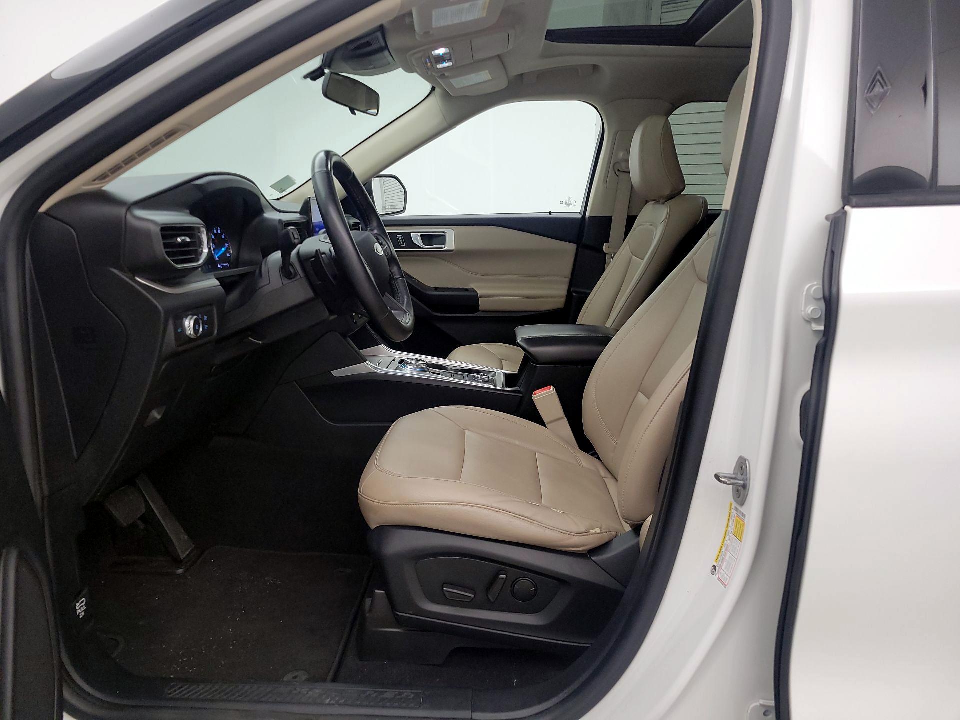 Thumbnail: 2020 Ford Explorer - 11