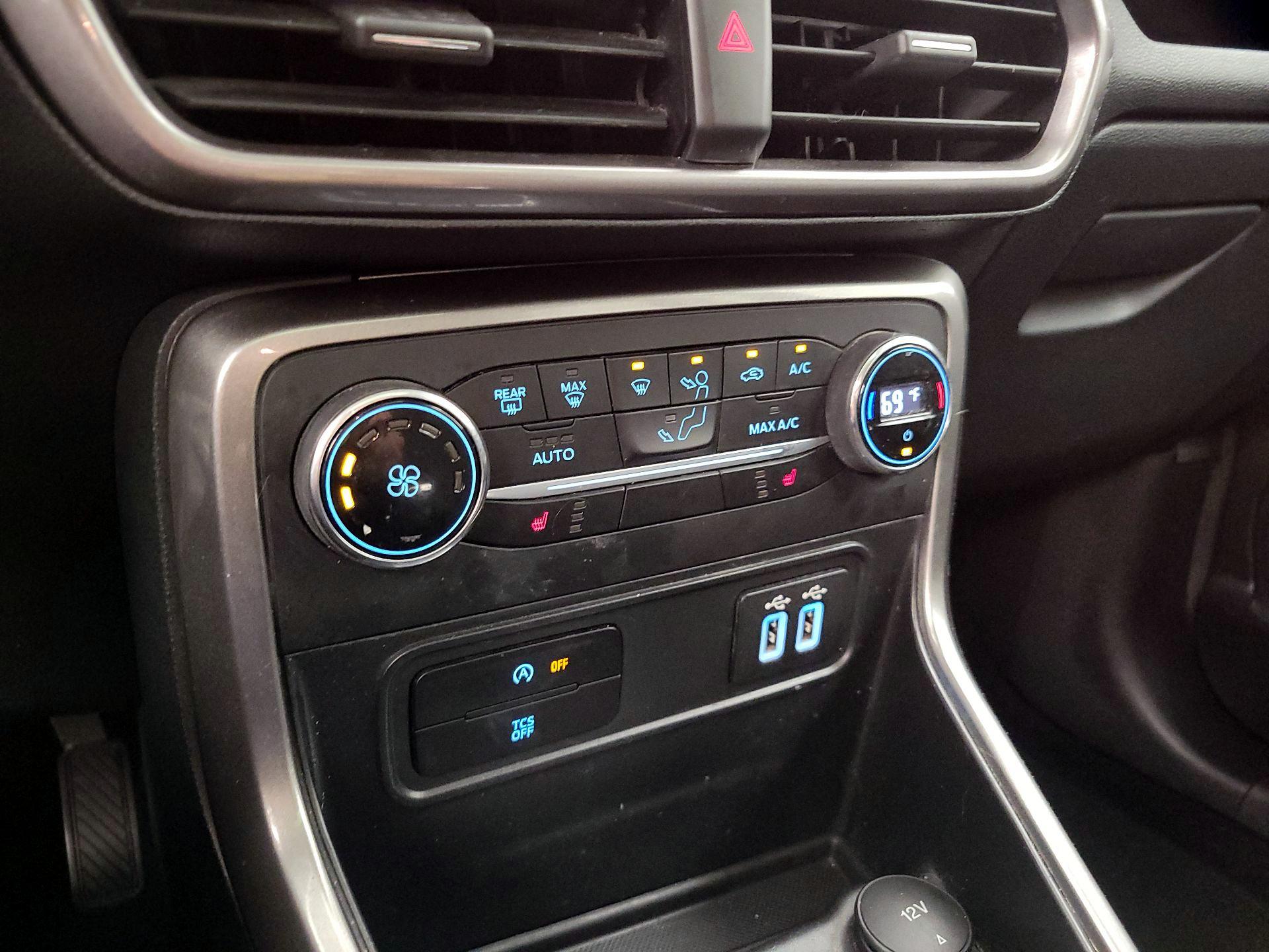 Thumbnail: 2020 Ford EcoSport - 16