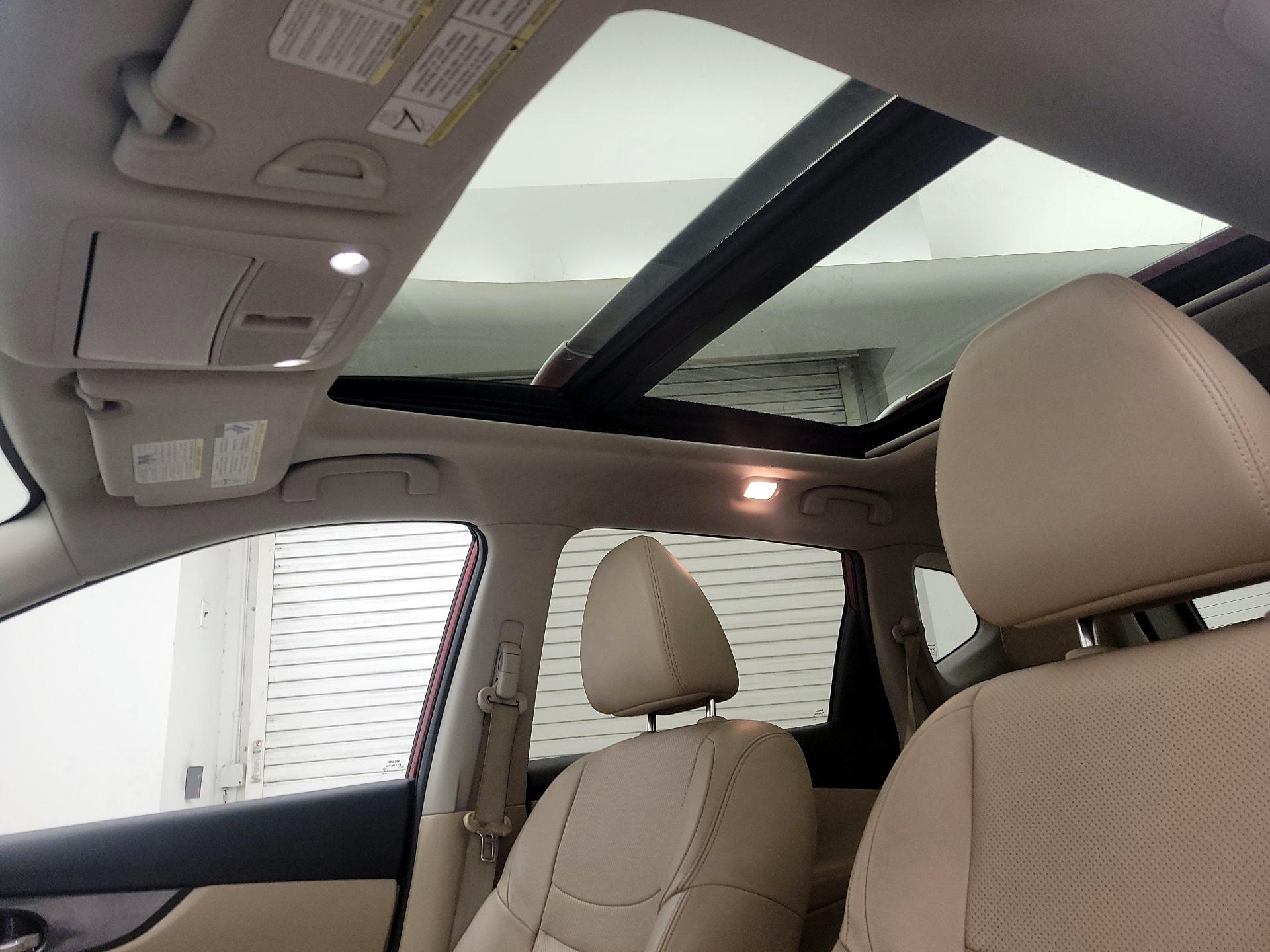 Thumbnail: 2014 Nissan Rogue - 20