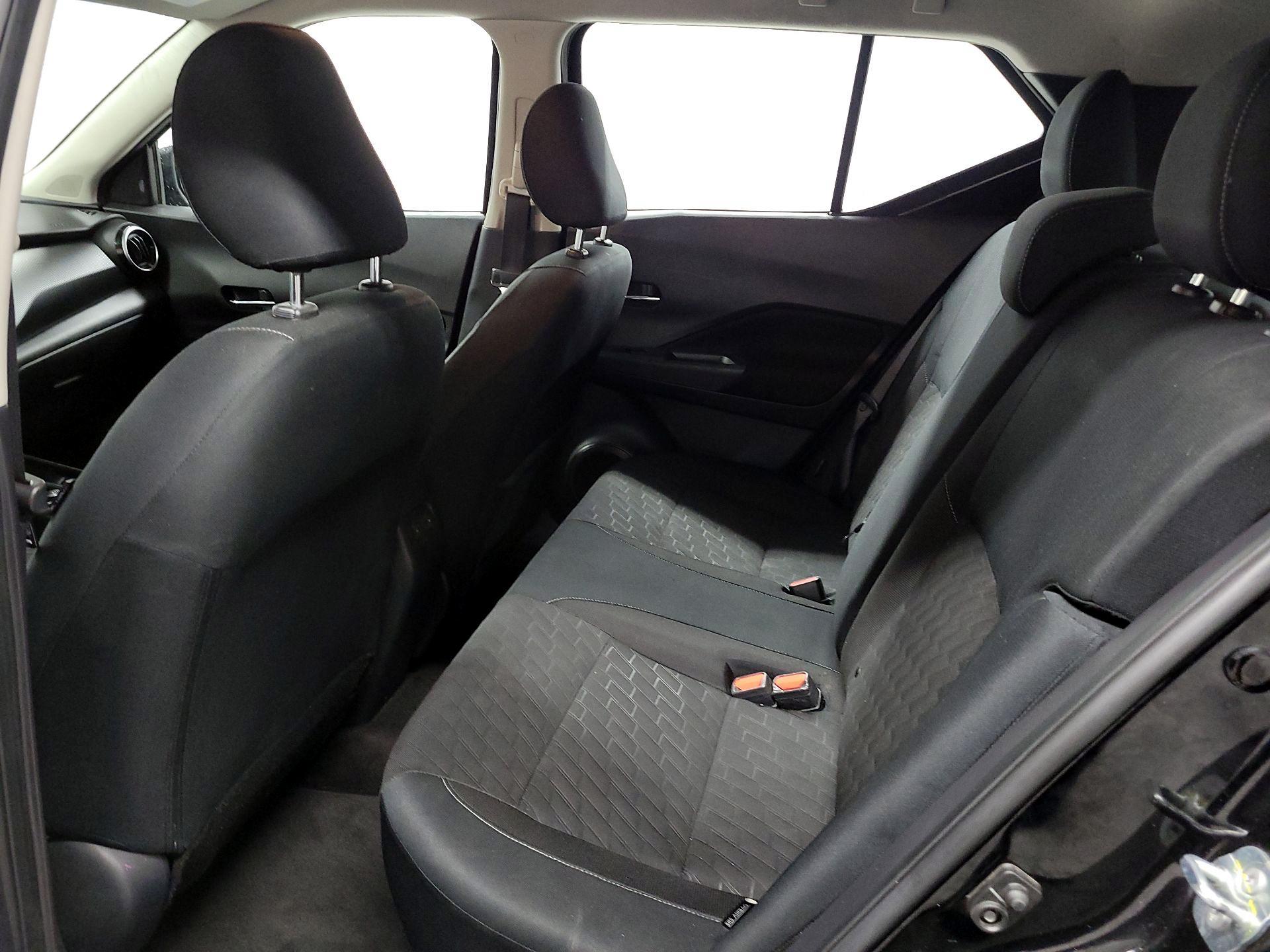 Thumbnail: 2023 Nissan Kicks - 15