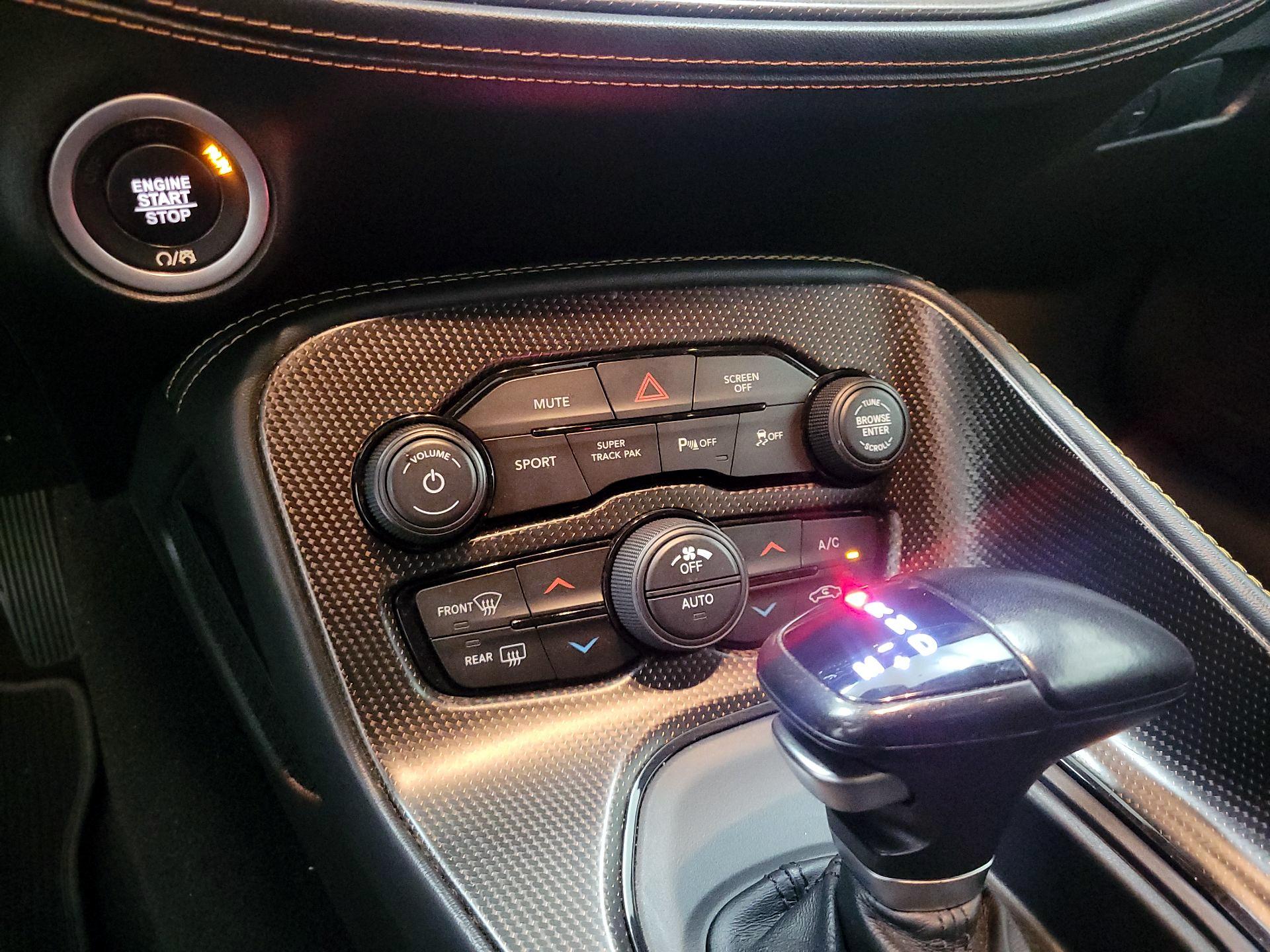 Thumbnail: 2020 Dodge Challenger - 16