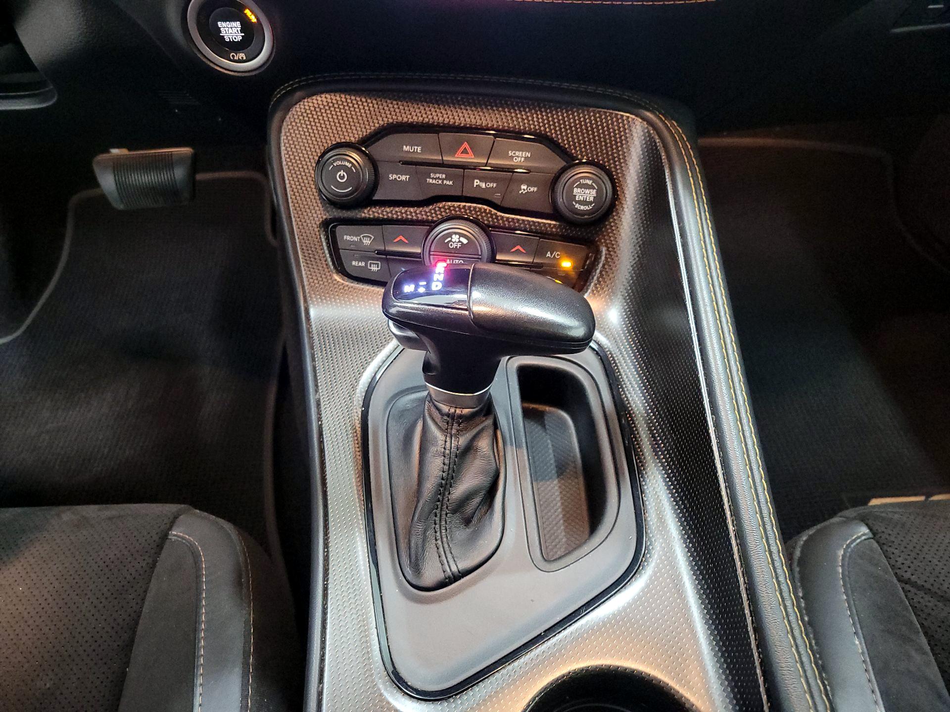 Thumbnail: 2020 Dodge Challenger - 17