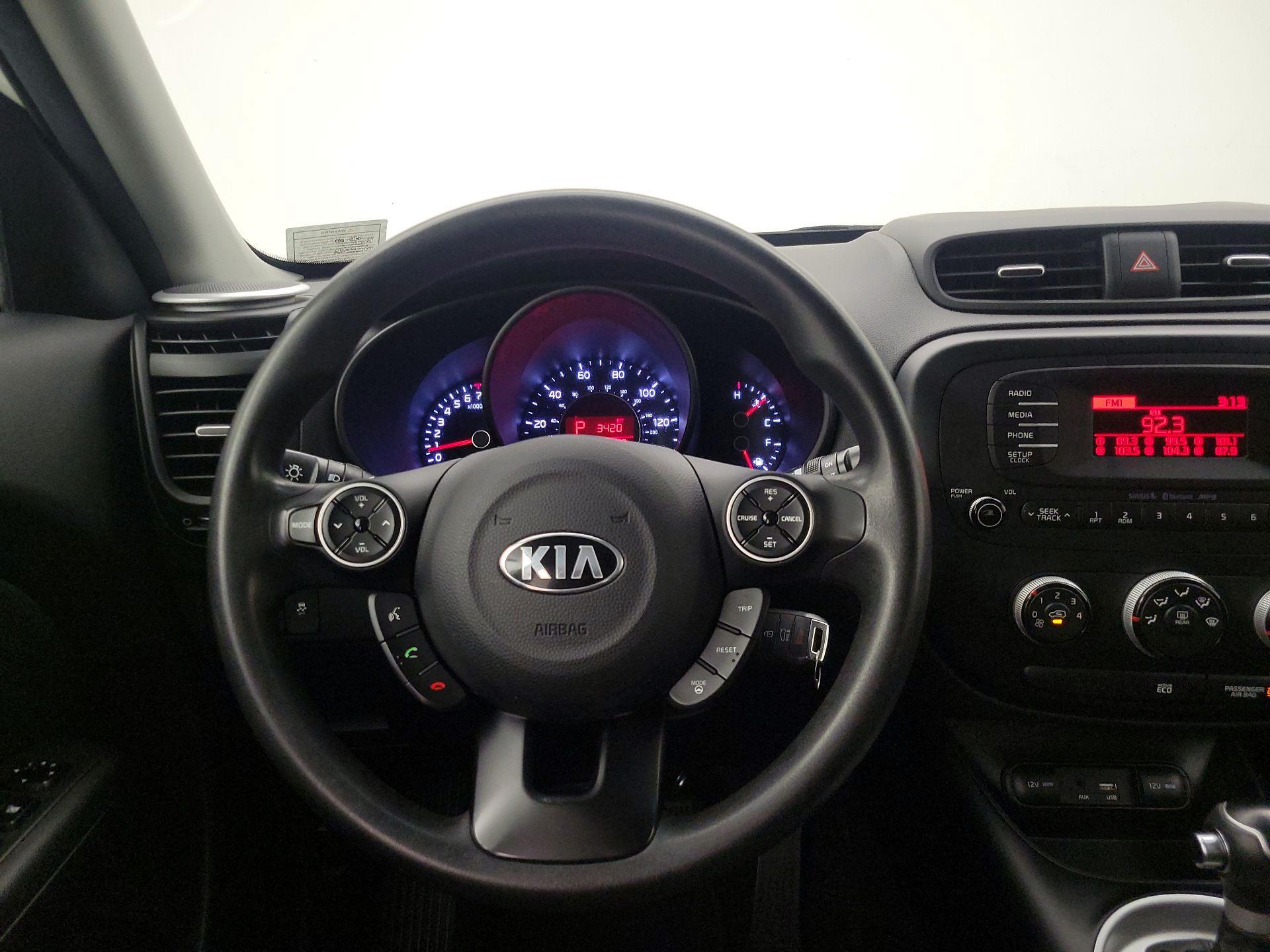 Thumbnail: 2016 Kia Soul - 10