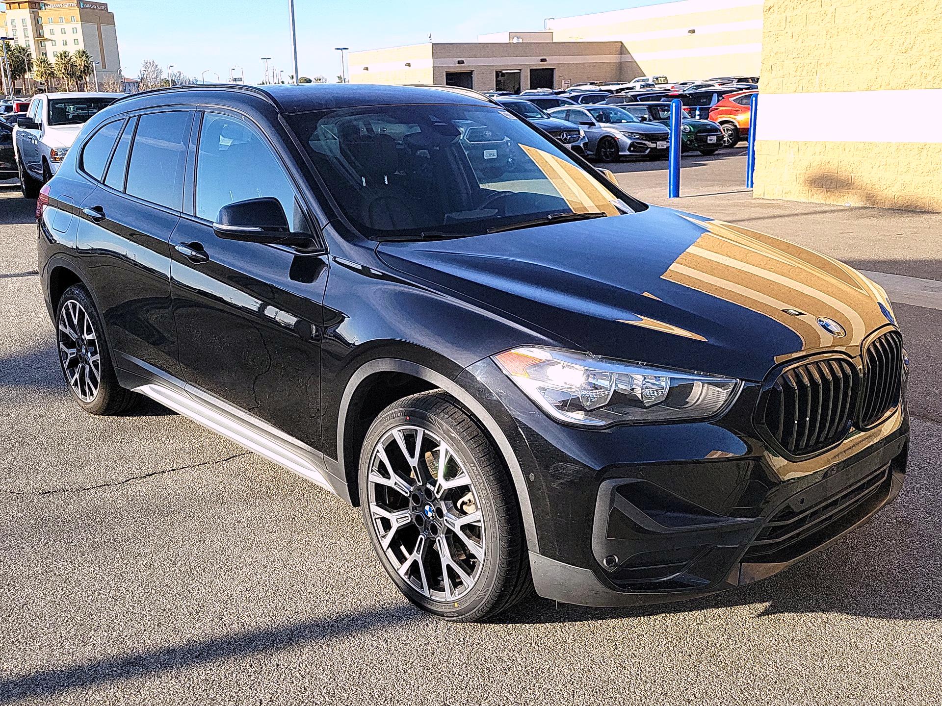 Thumbnail: 2020 BMW X1 - 1