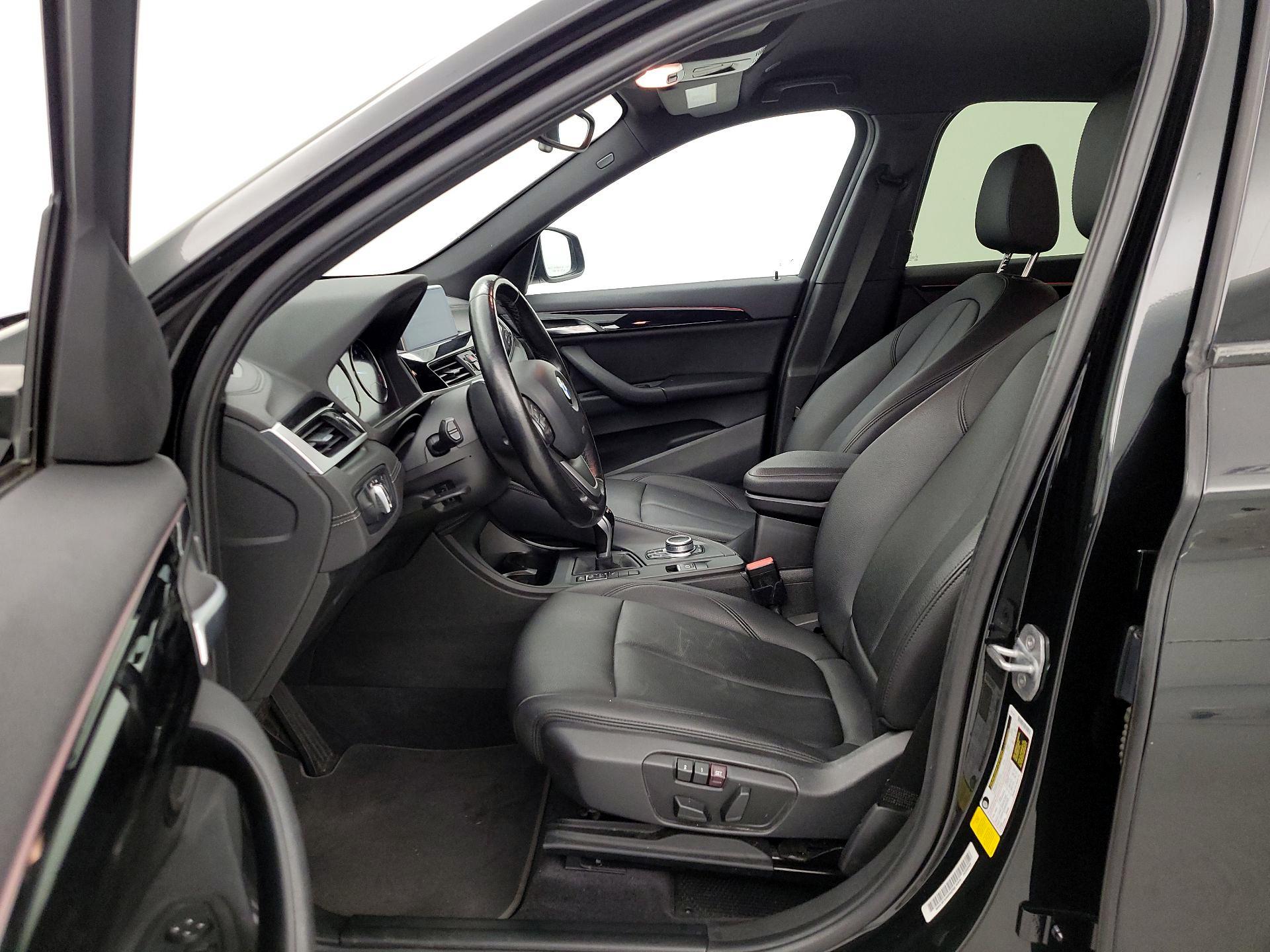 Thumbnail: 2020 BMW X1 - 9