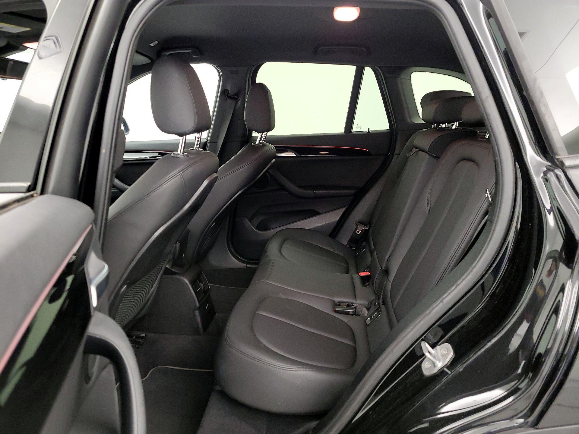 Thumbnail: 2020 BMW X1 - 18