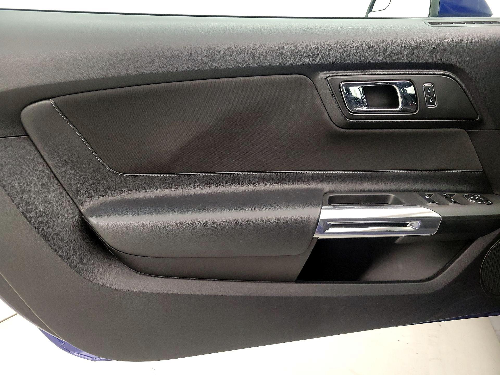 Thumbnail: 2016 Ford Mustang - 12