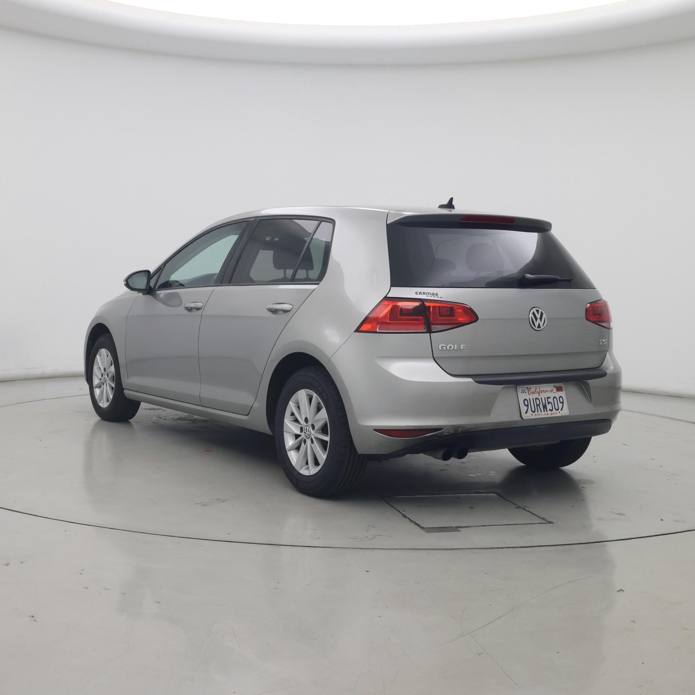 Thumbnail: 2015 Volkswagen Golf - 2